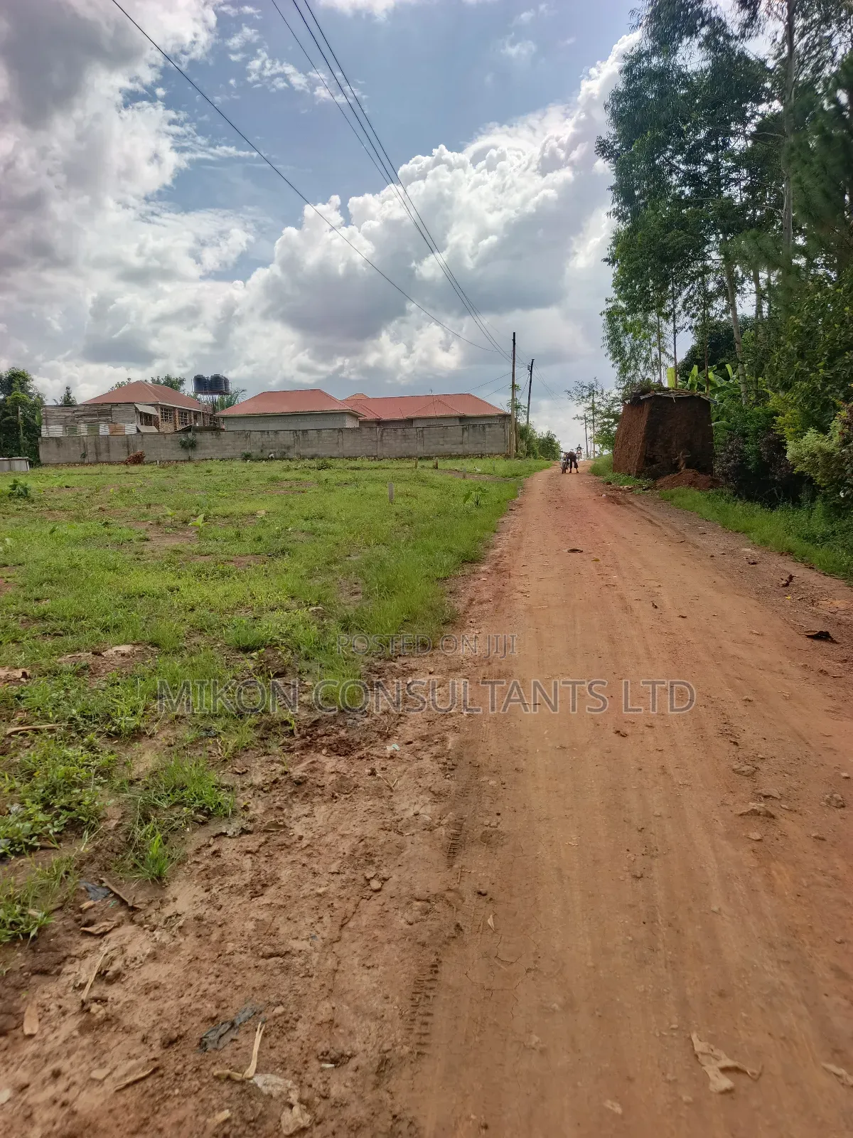 Hot Cake Plots in the Heart of Matuga Town in Central Division