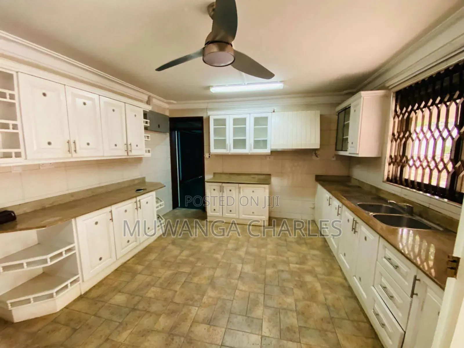 5bdrm Duplex in Fs Properties Ltd, Nakawa for rent in Nakawa