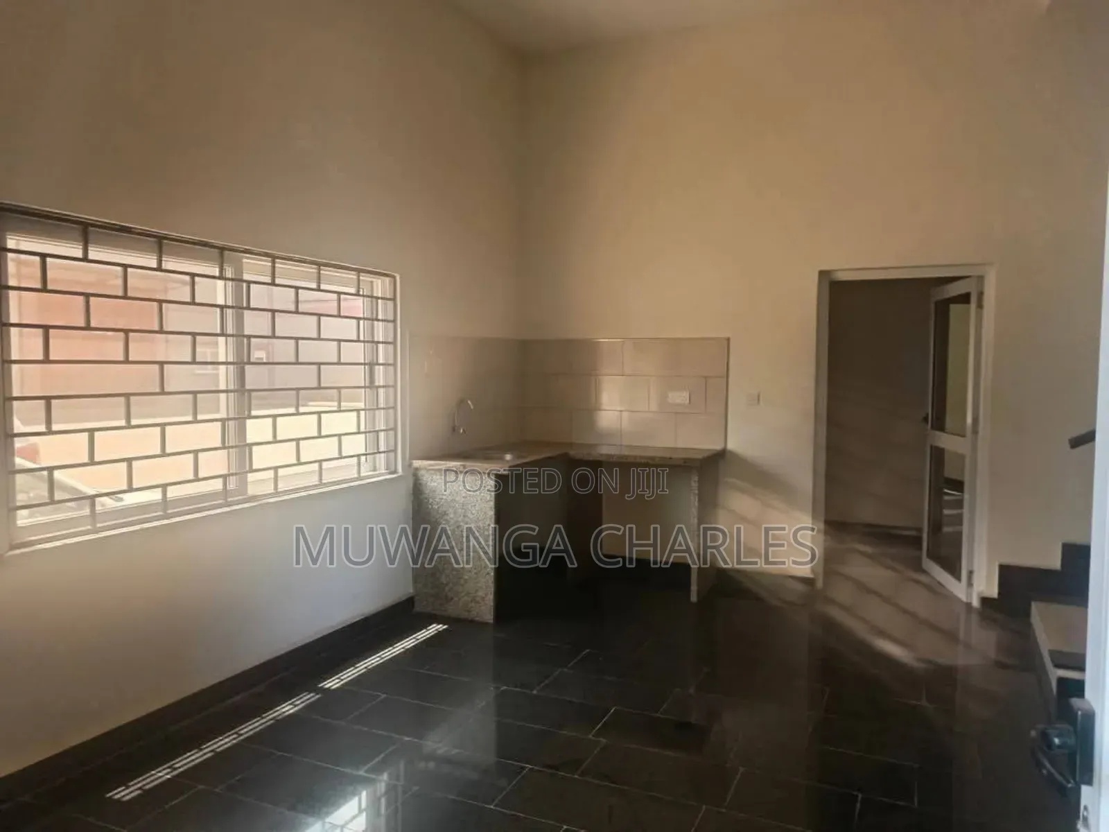 Warehouse for Rent in Bweyogerere in Kira