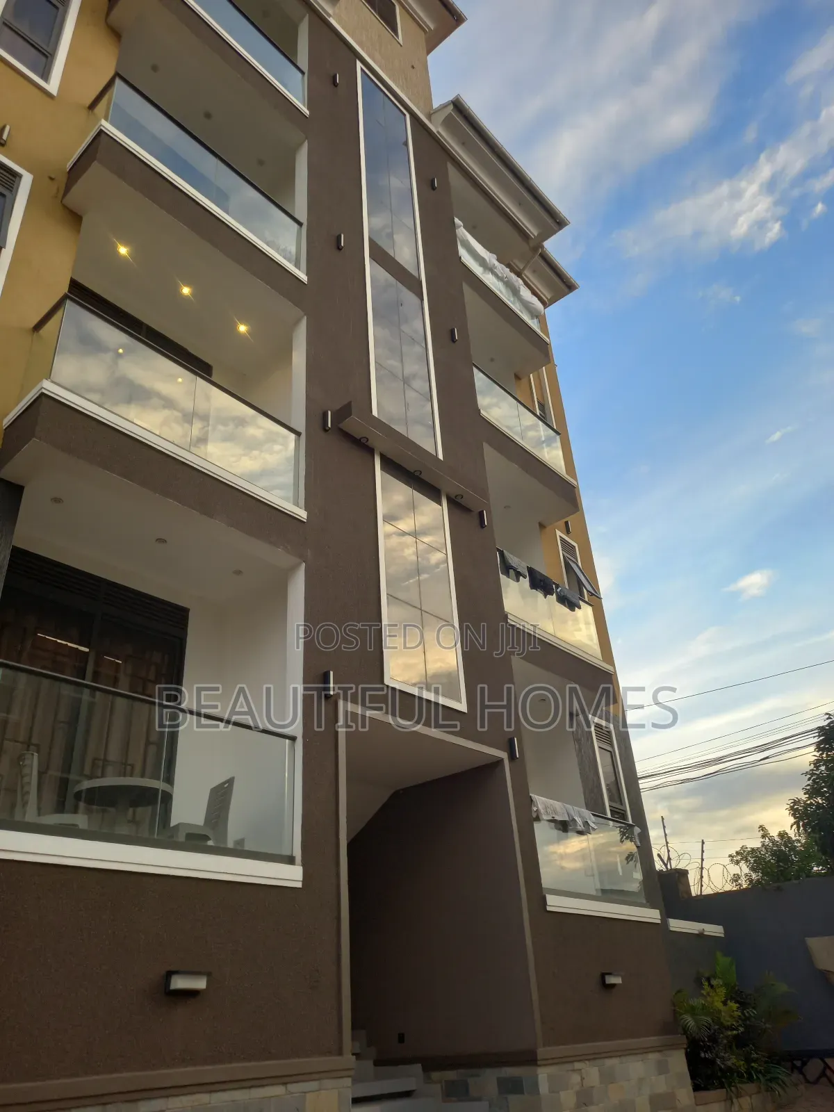 Furnished 2bdrm Apartment in Kisaasi, Nakawa for sale in Nakawa