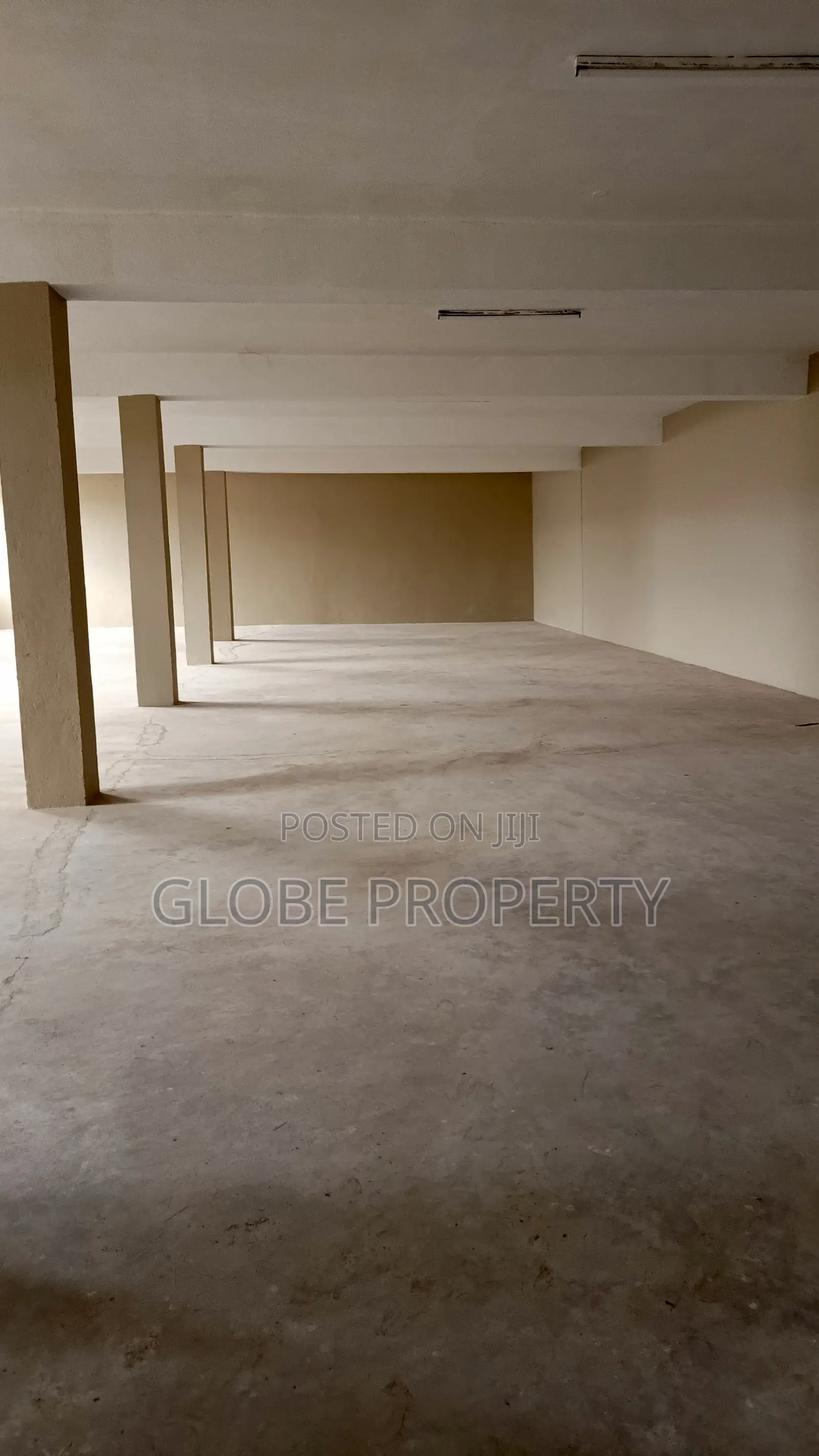 Warehouse for Rent in Kyambogo in Nakawa