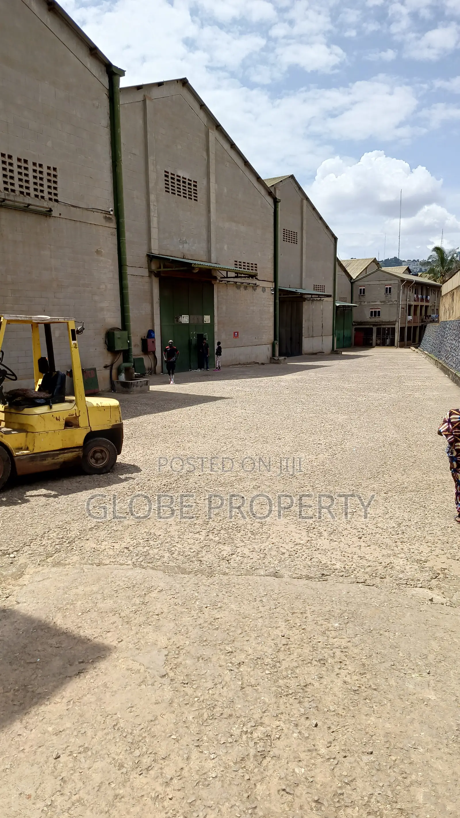 Warehouse for Rent in Kyambogo in Nakawa