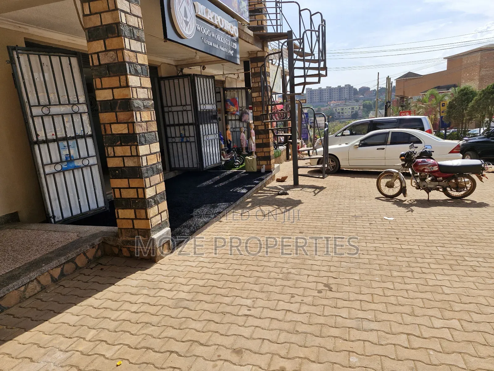 Naalya Shop for Rent. in Central Division