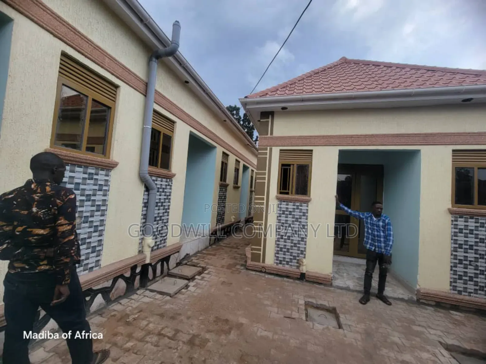 2bdrm Room & Parlour in Mengo, Central Division for sale in Central Division
