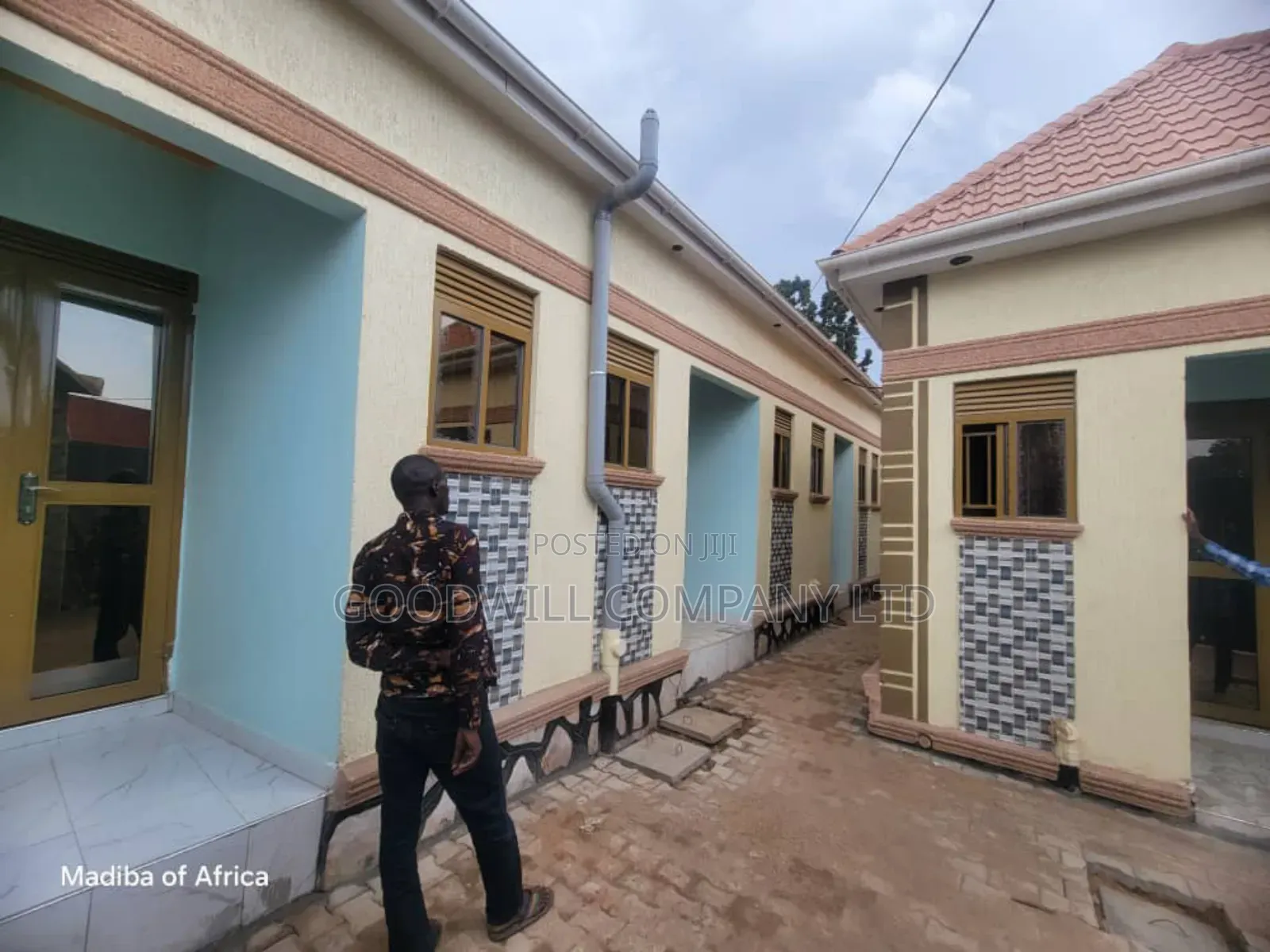 2bdrm Room & Parlour in Mengo, Central Division for sale in Central Division