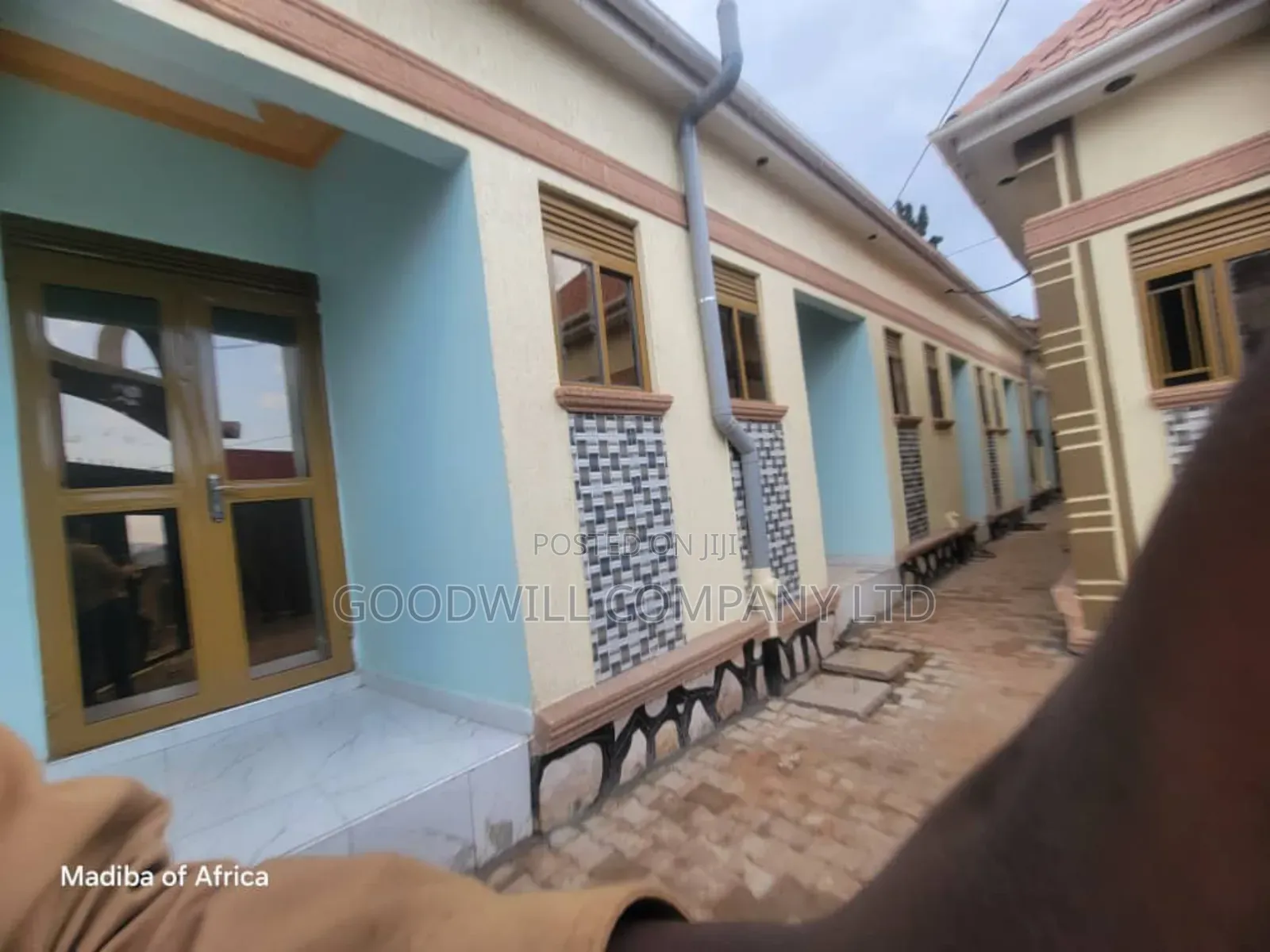 2bdrm Room & Parlour in Mengo, Central Division for sale in Central Division