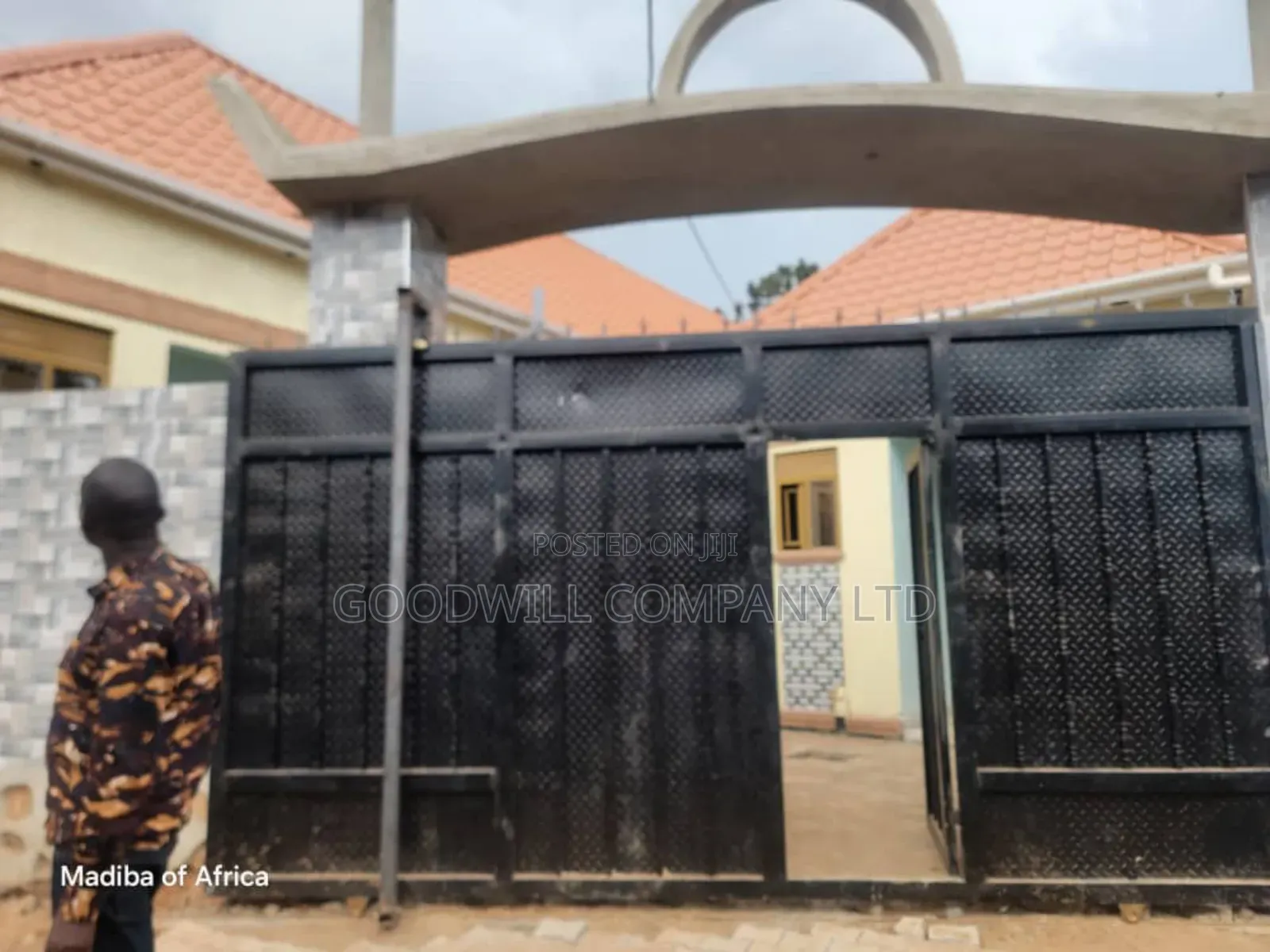 2bdrm Room & Parlour in Mengo, Central Division for sale in Central Division