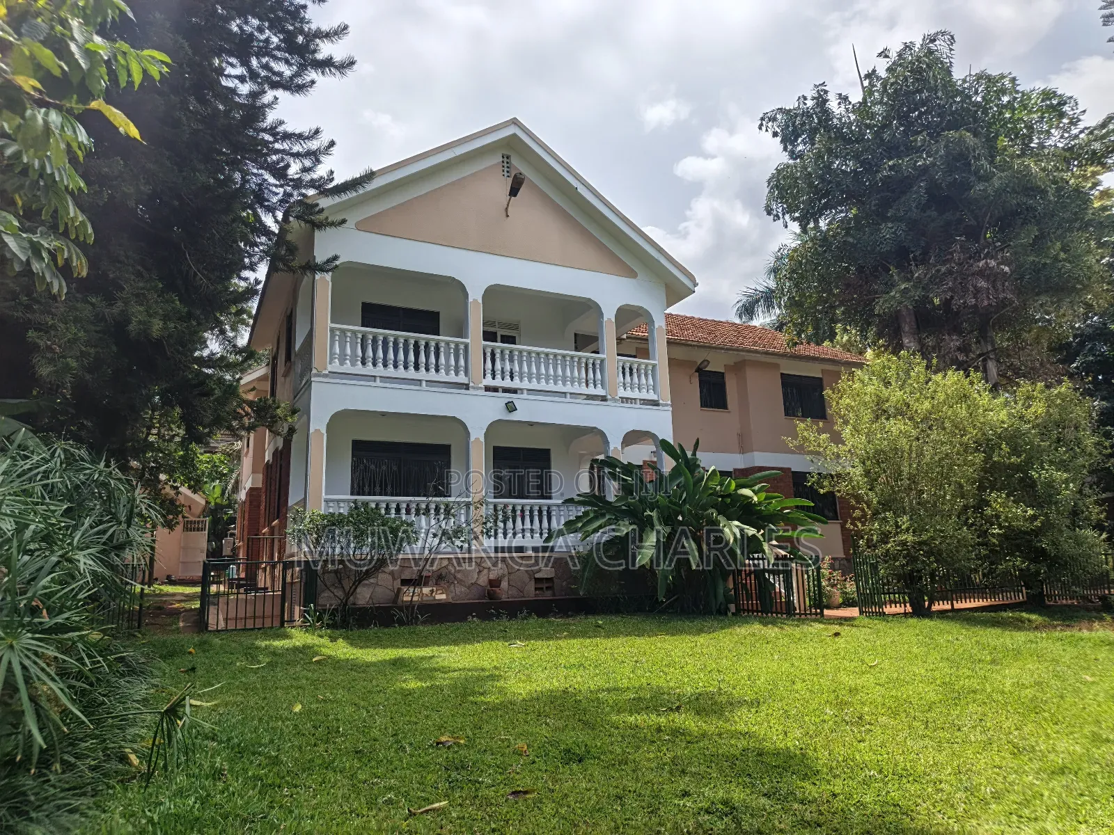 6bdrm Duplex in Fs Properties Ltd, Nakawa for sale in Nakawa