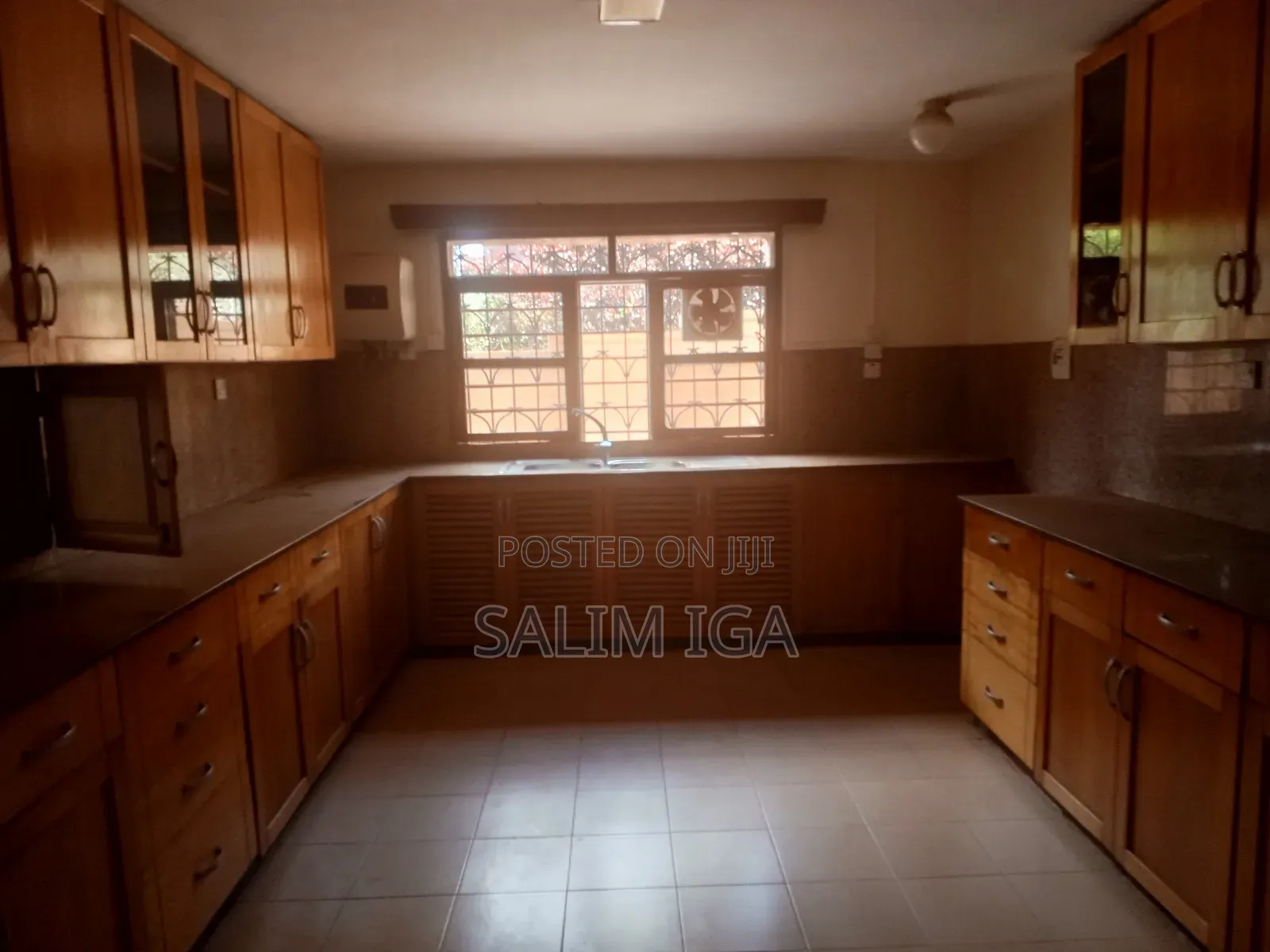 6bdrm Duplex in Kololo Property, Central Division for rent in Central Division
