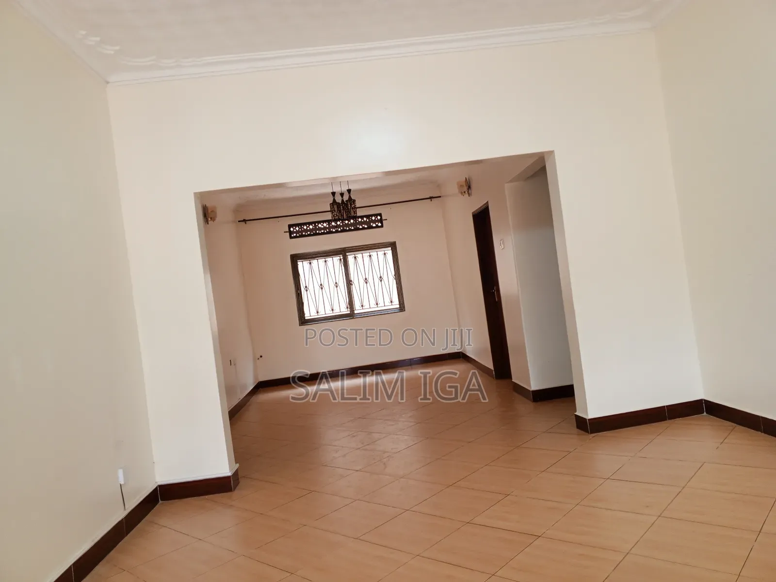 3bdrm Room & Parlour in Kololo Property, Central Division for rent in Central Division