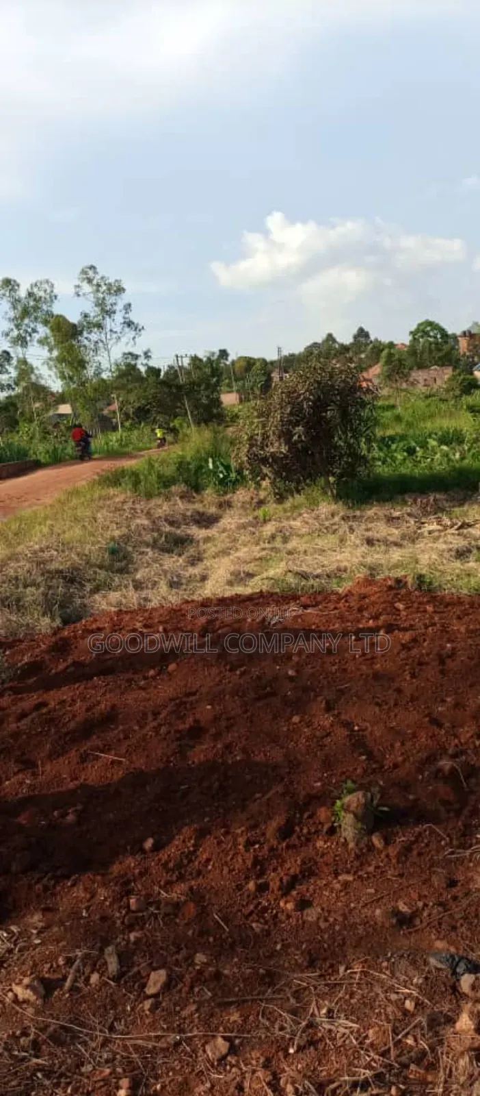 30 Decimals Commercial Land for Sale in Ssemuto in Central Division
