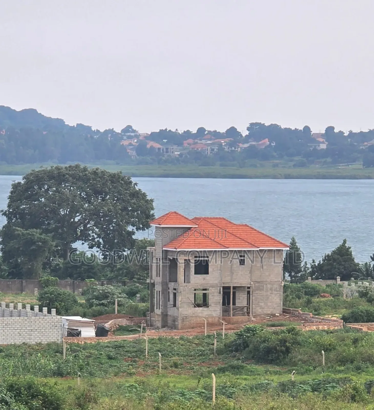 Lakeview Entebbe Road Kawuku Bujiri 3 Plots for Sale (50×100ft) in Central Division