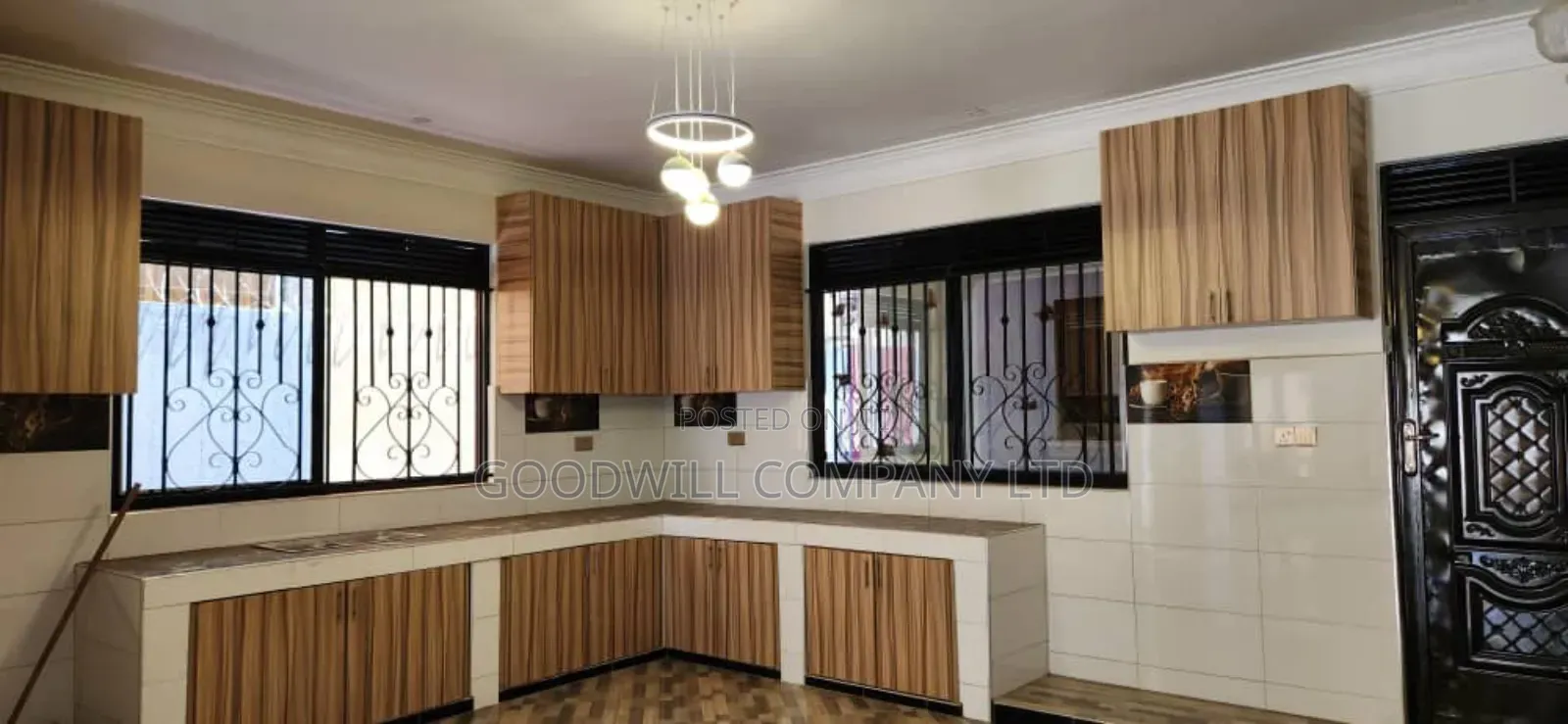 3bdrm House in Kitende Entebbe Road, Central Division for sale in Central Division