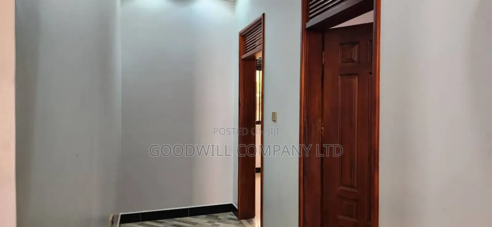 3bdrm House in Kitende Entebbe Road, Central Division for sale in Central Division