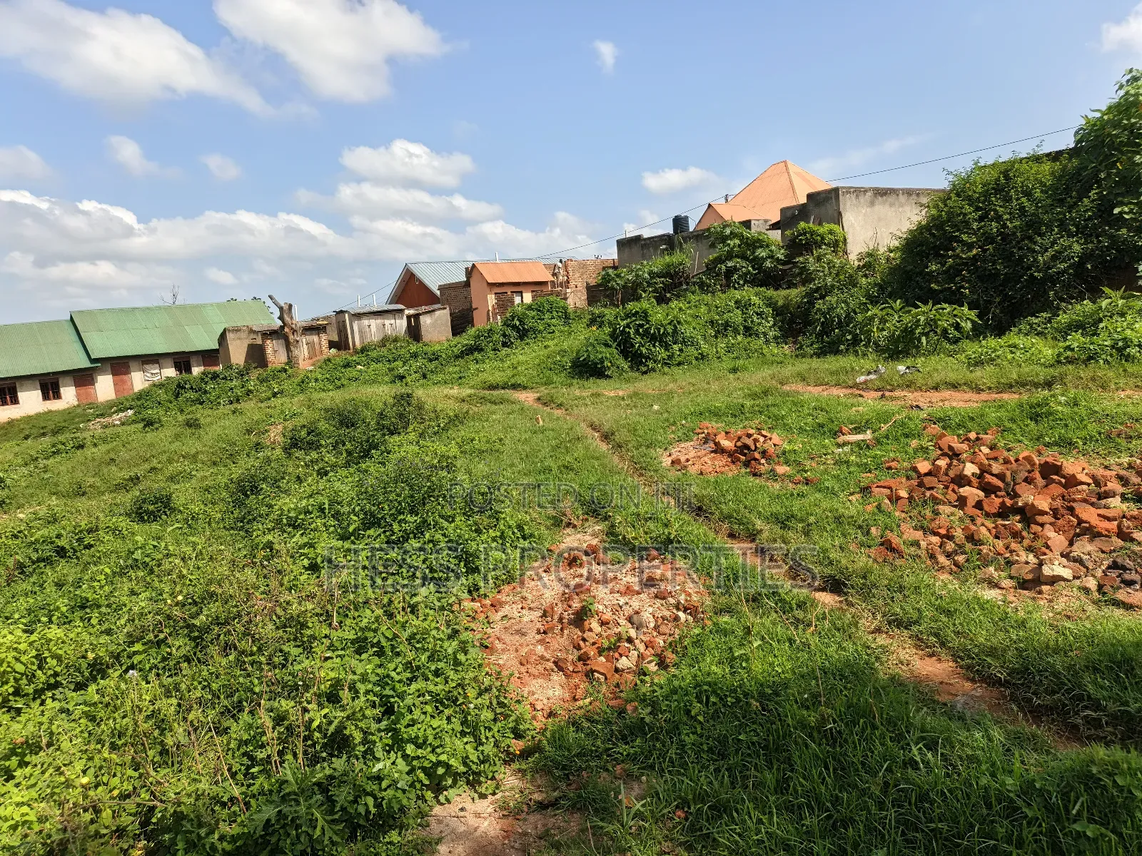 Commercial Land on Sale in Kyenjojo