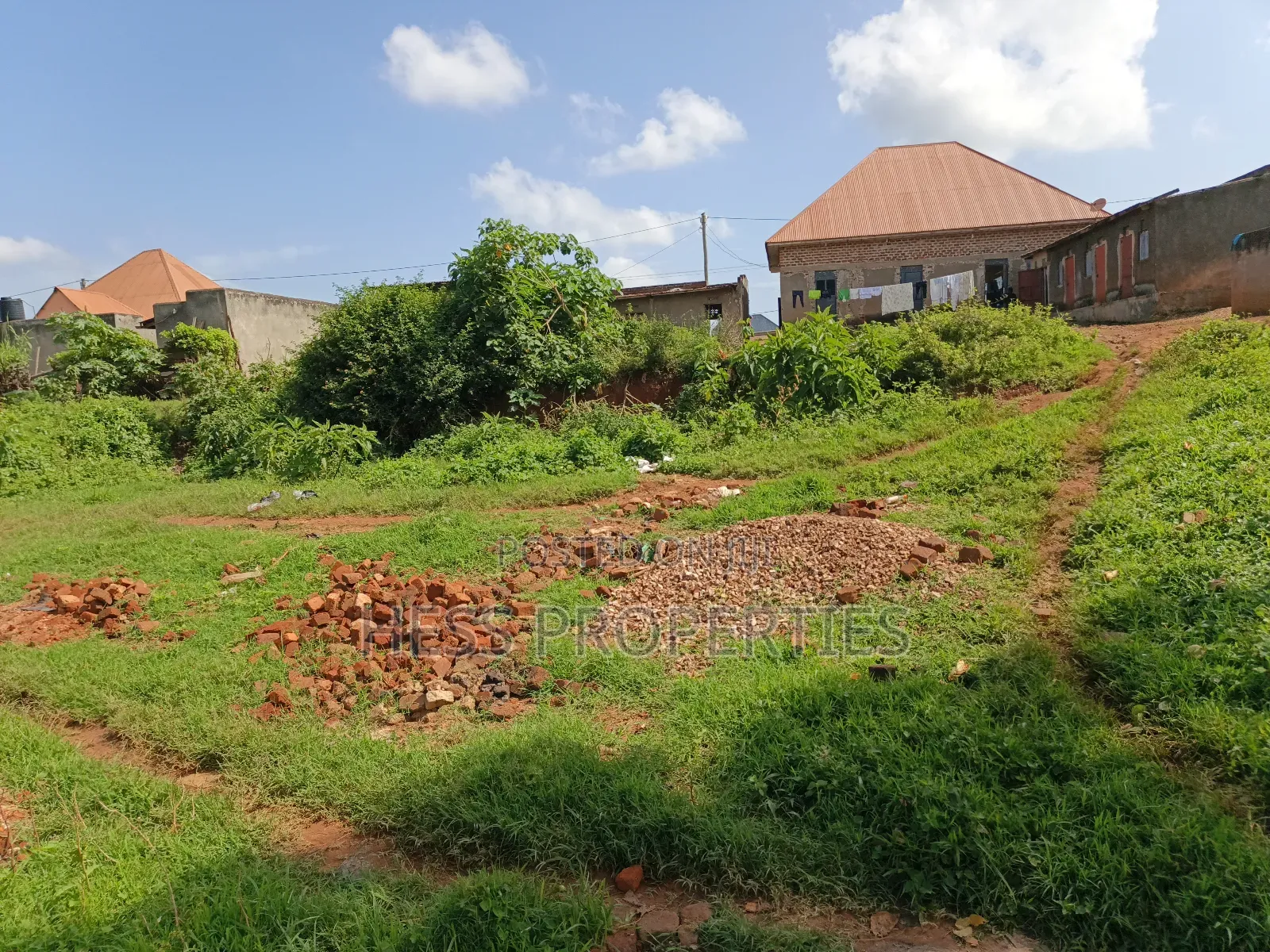 Commercial Land on Sale in Kyenjojo