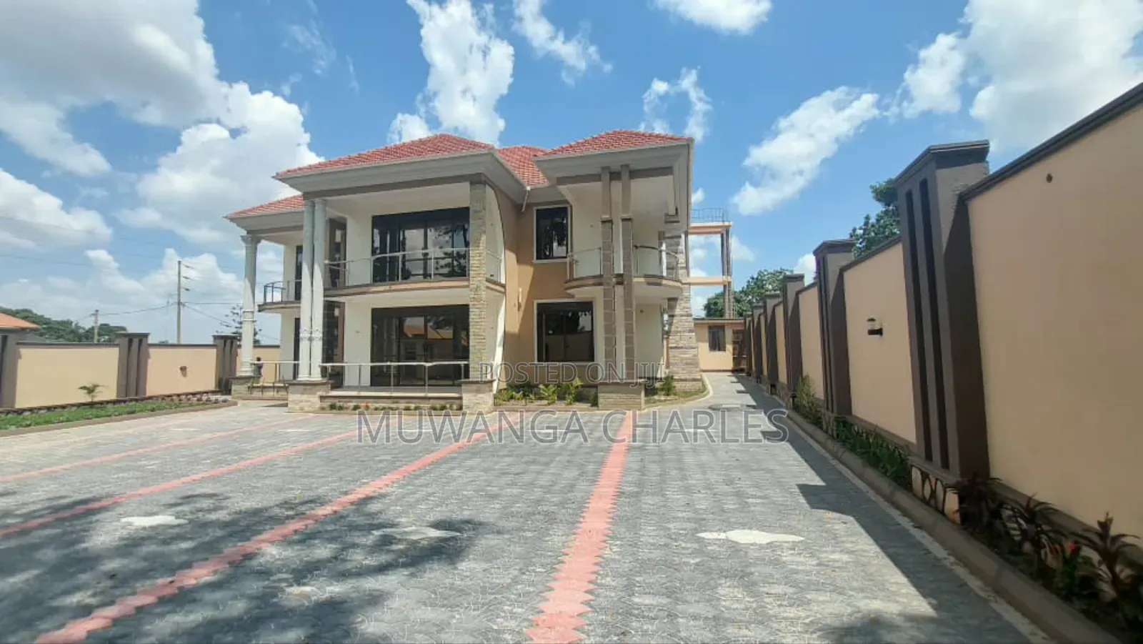 5bdrm Duplex in Fs Properties Ltd, Nakawa for sale in Nakawa