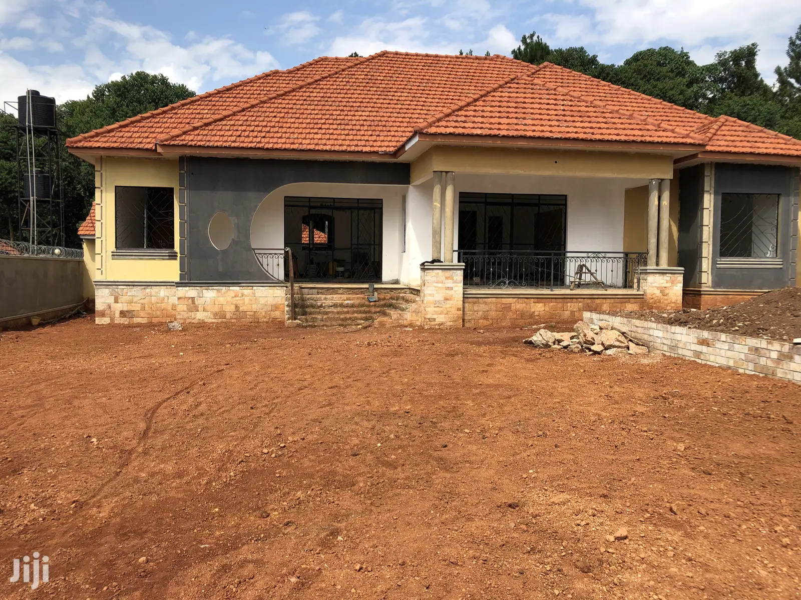 Kira Executive Mansion on Sell in Kampala