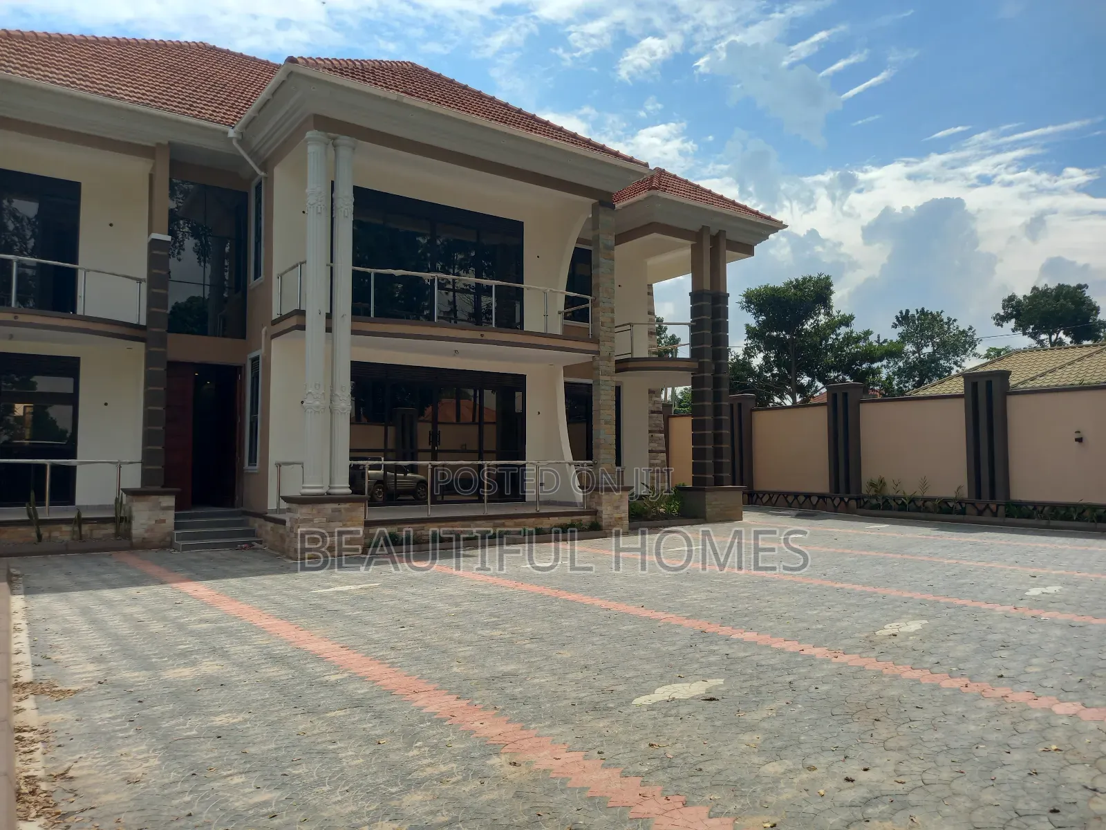 Furnished 6bdrm House in Kira for sale in Kira