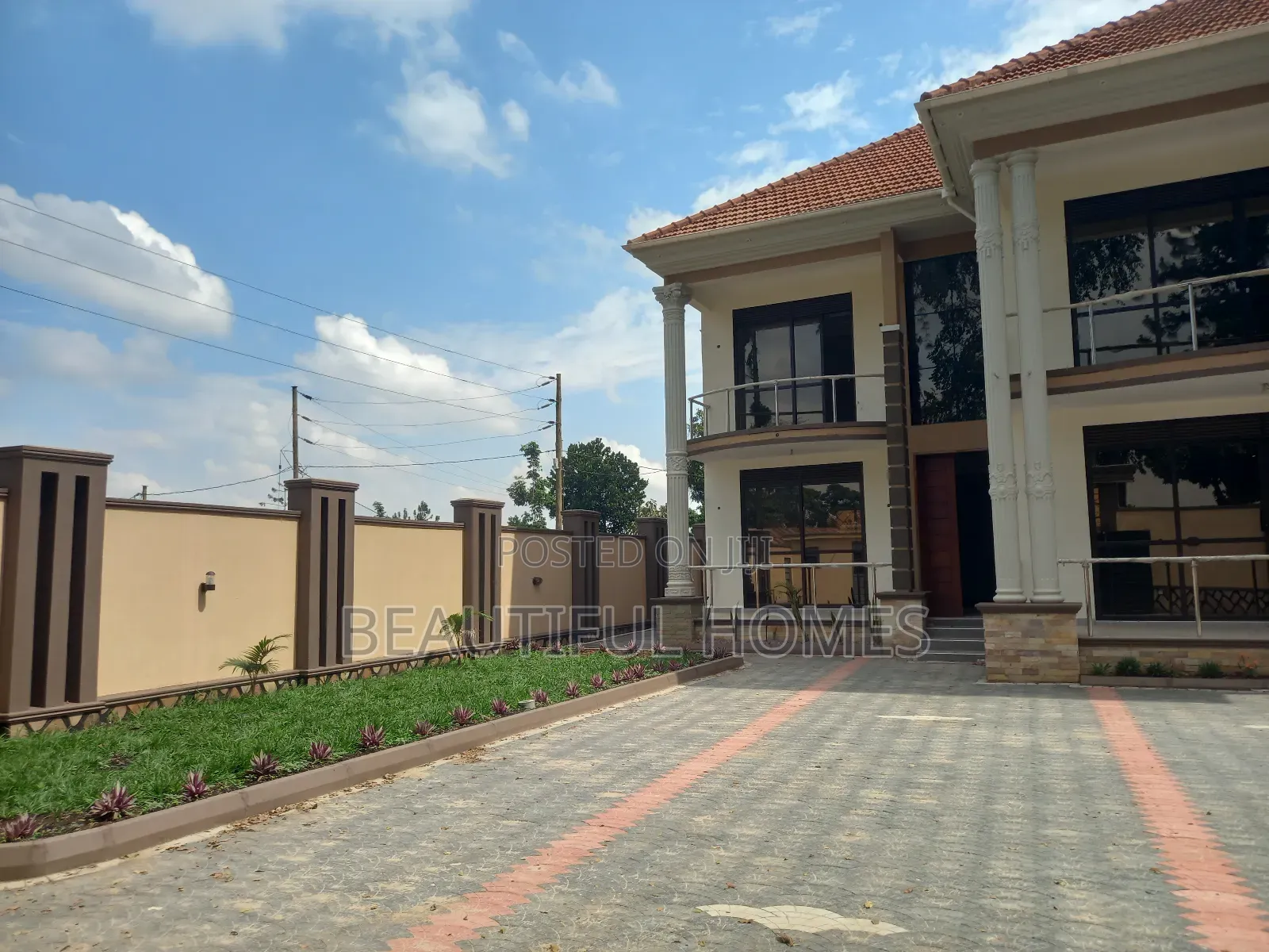 Furnished 6bdrm House in Kira for sale in Kira