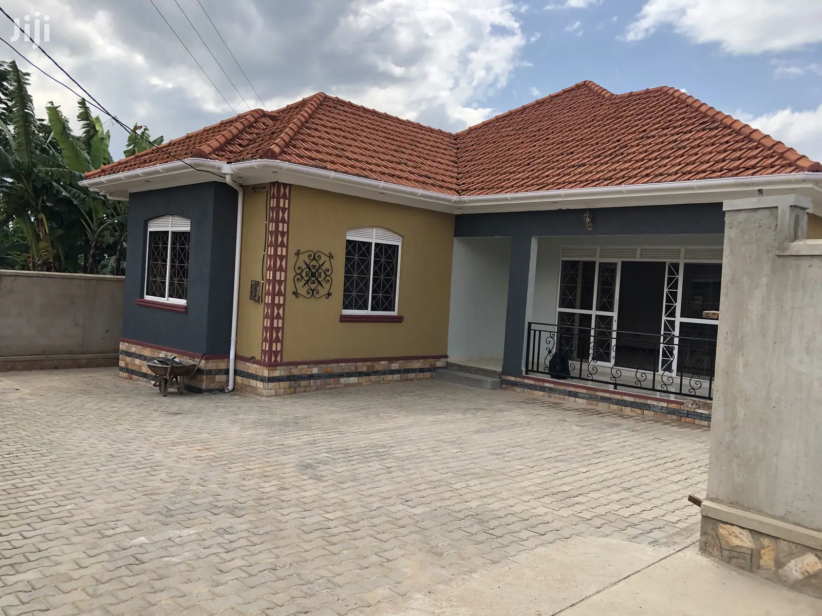 Kira Nice Homes by the Tarmack for Sale in Kampala