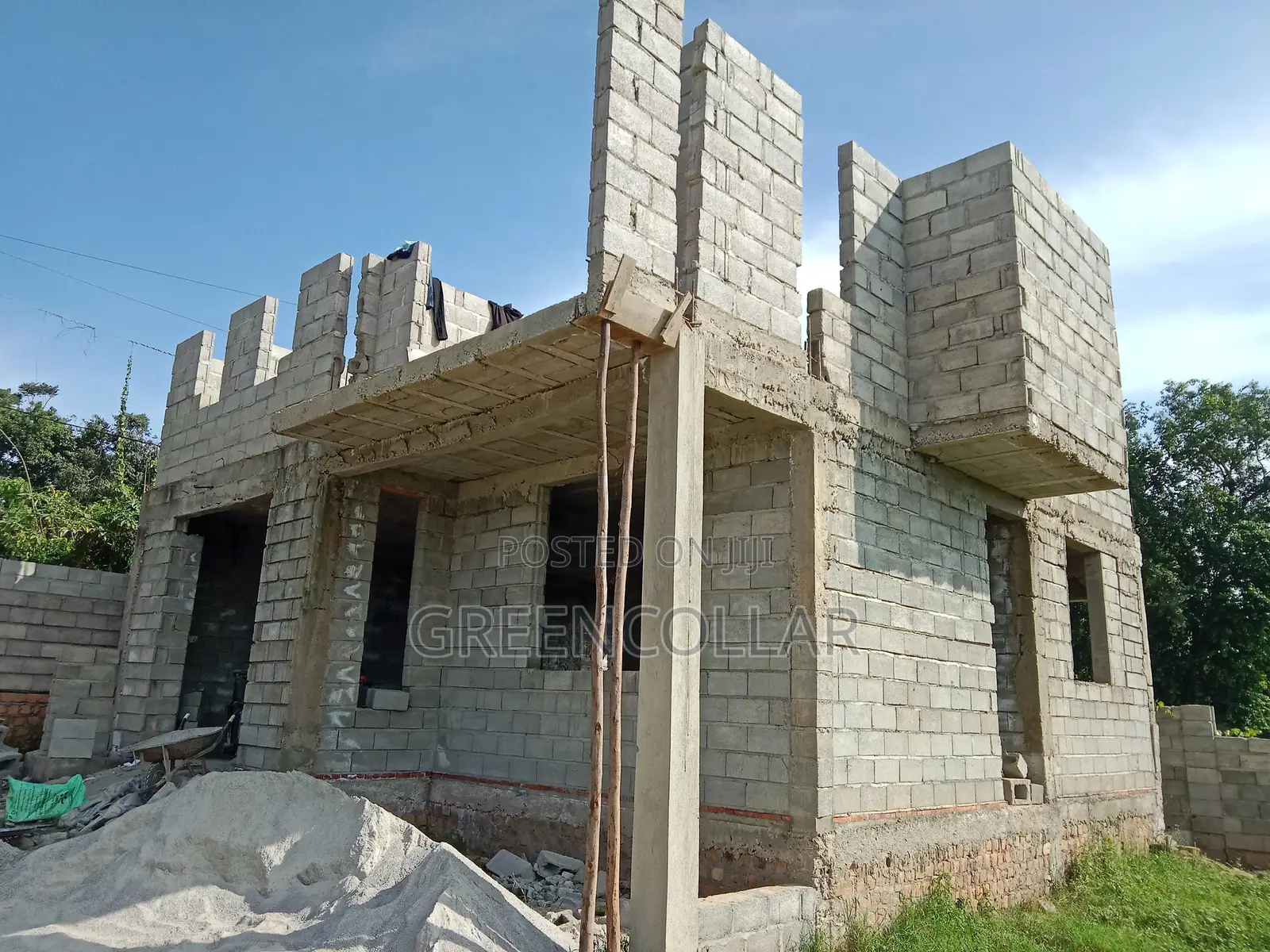 Incomplete House for Sale in Kawempe