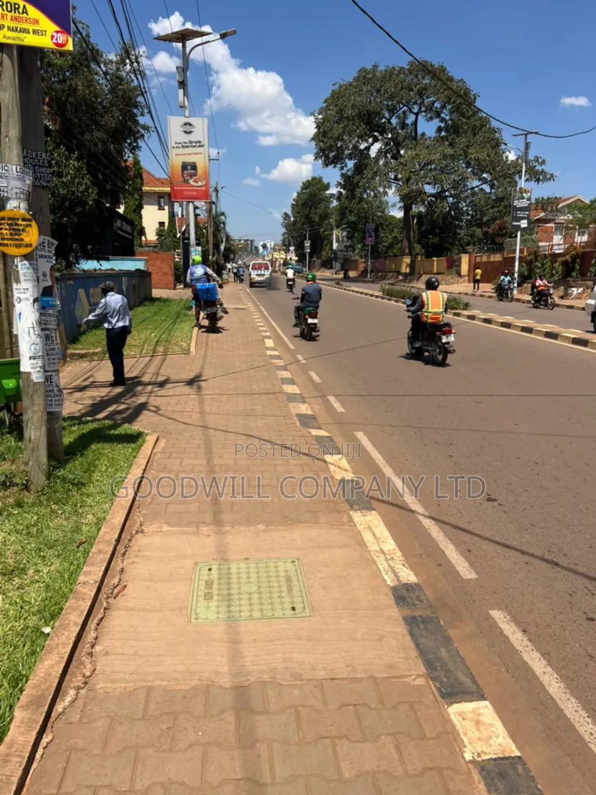 25 Decimals of Land in Ntinda Touching on Main Tarmac Road in Central Division
