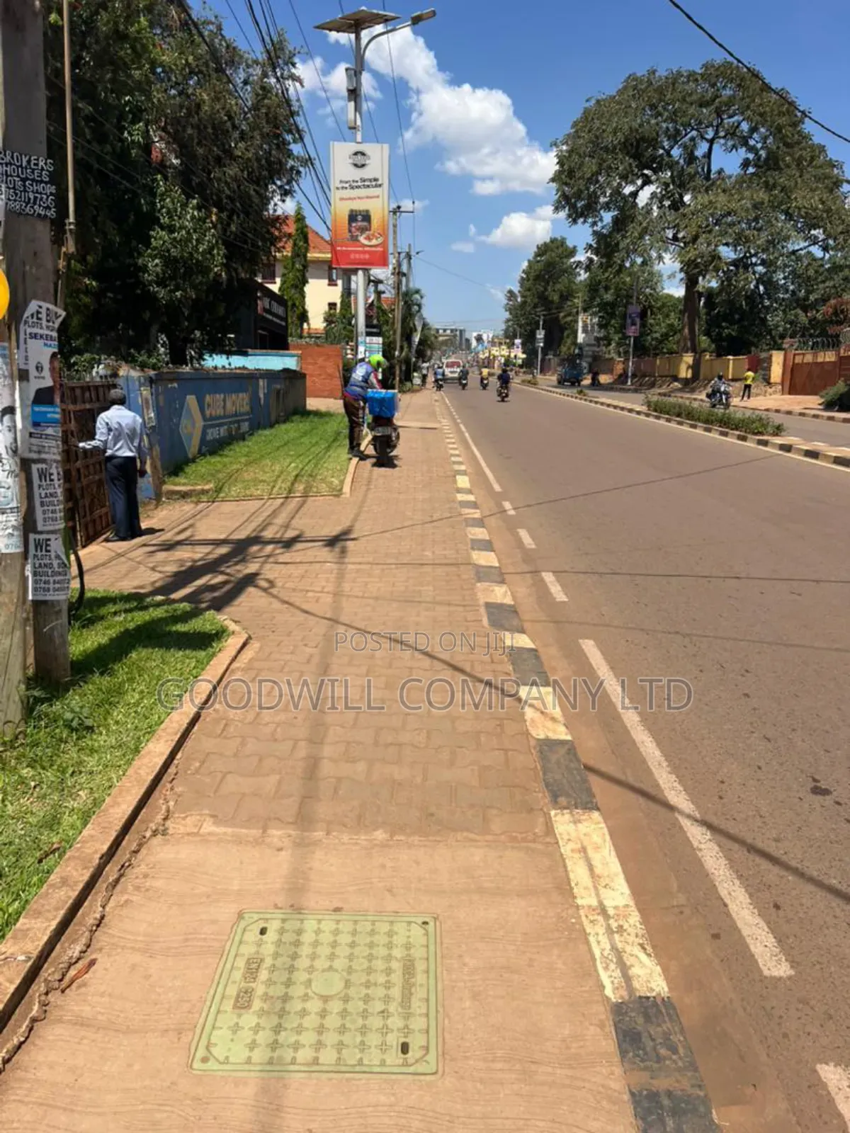 25 Decimals of Land in Ntinda Touching on Main Tarmac Road in Central Division