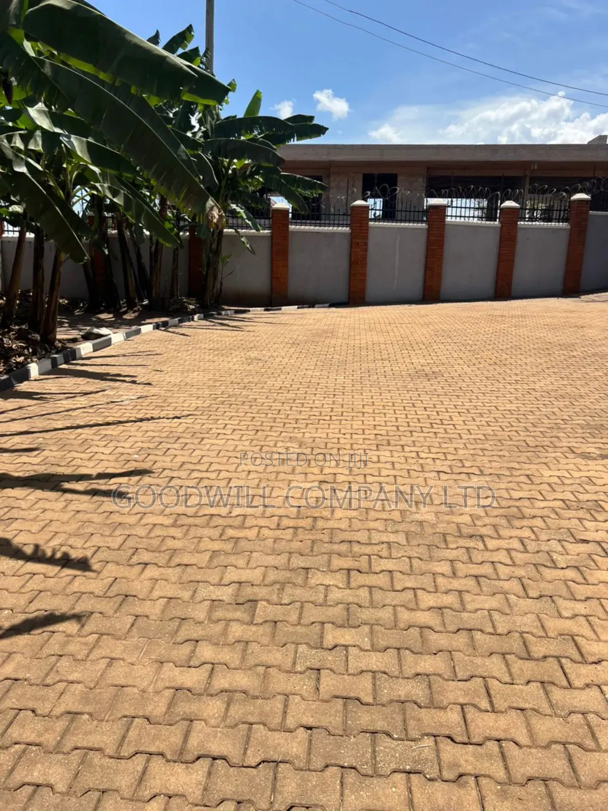 15 Decimals of Land With a Mansion Flat House in Ntinda in Central Division