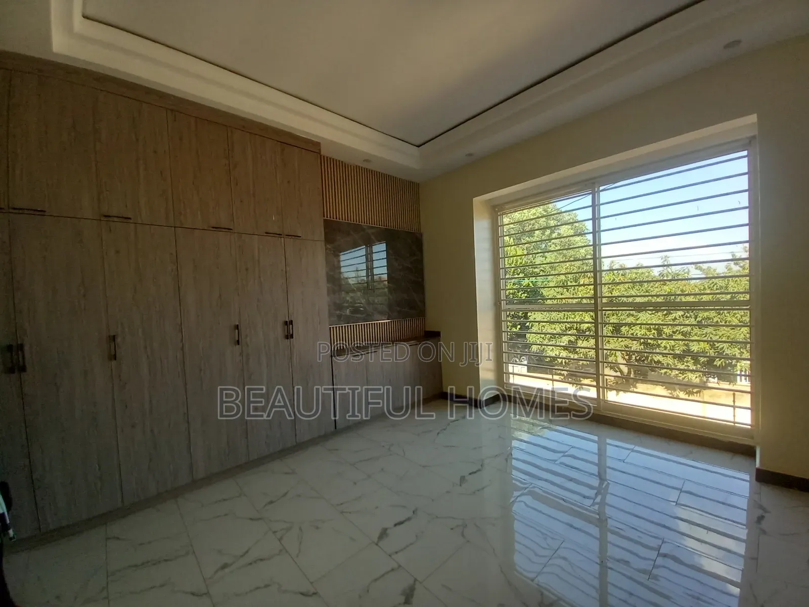 Furnished 4bdrm Duplex in Kira for sale in Kira