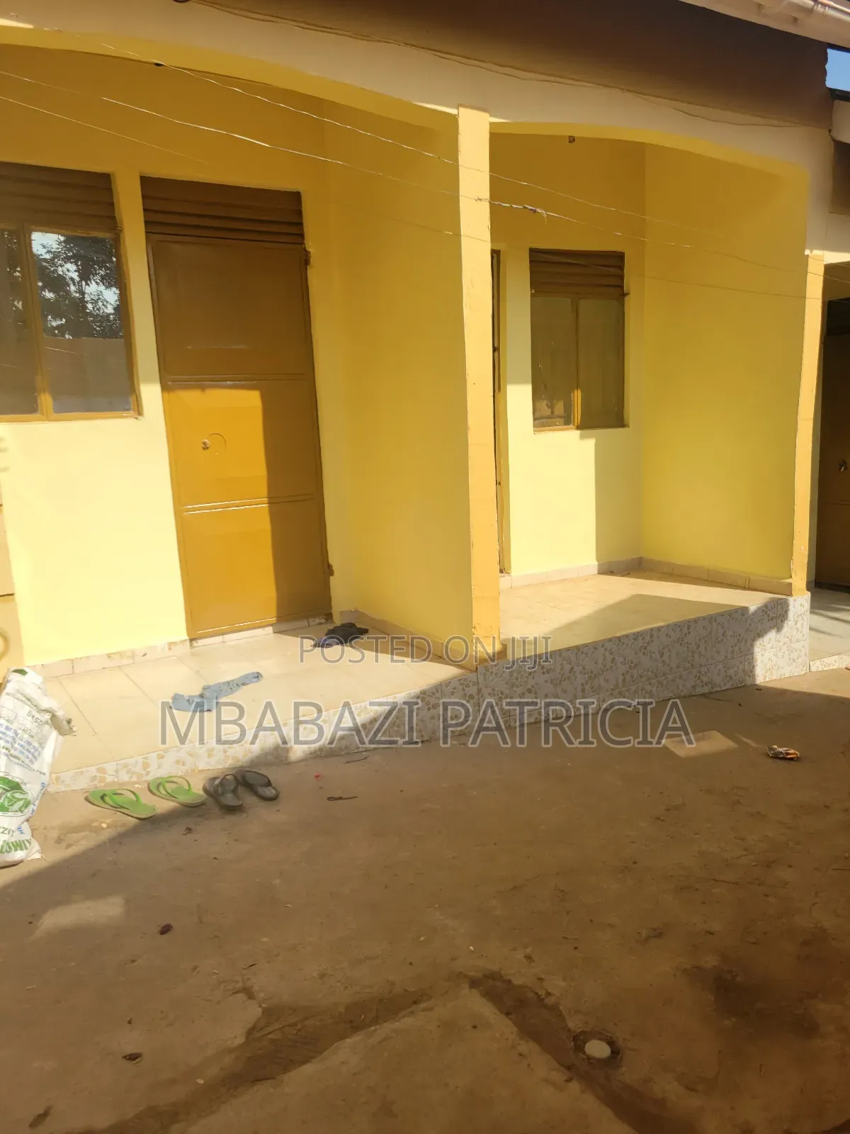 12bdrm House in Lugoba, Kawempe for sale in Kawempe