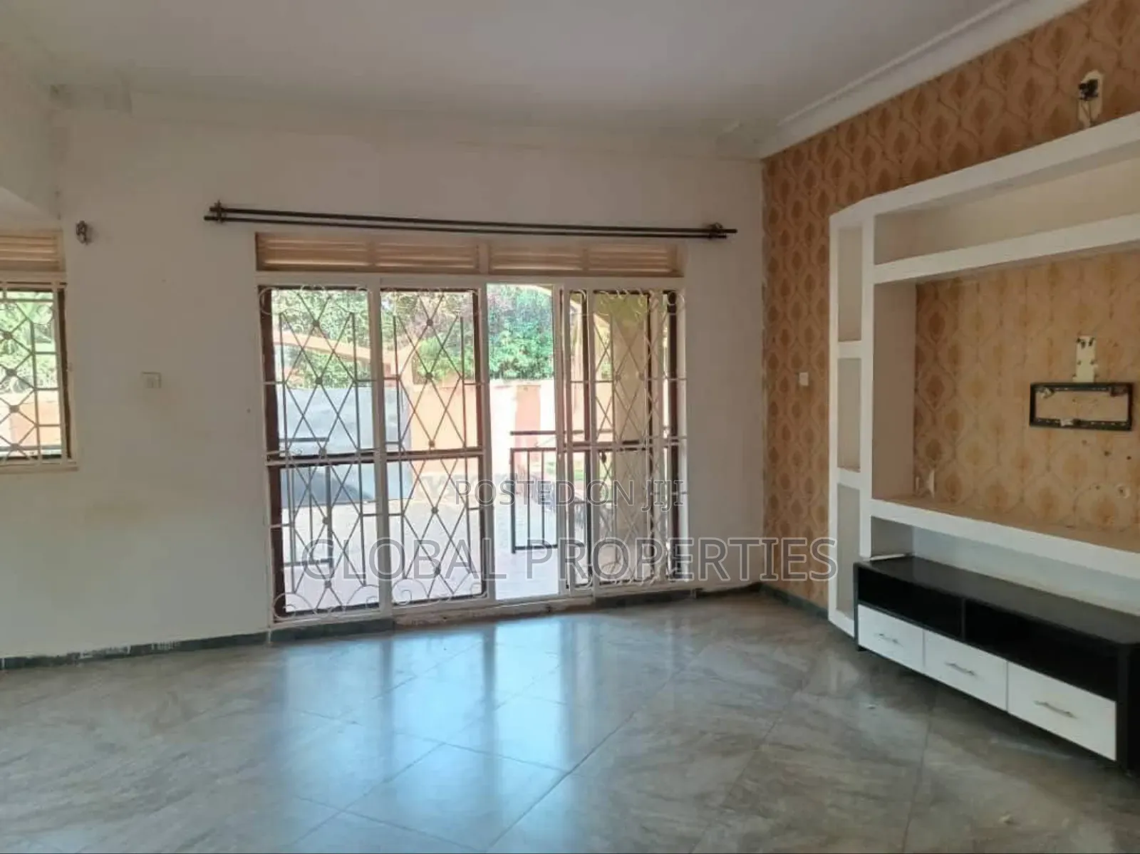 3bdrm House in Jjogo, Central Division for sale in Central Division