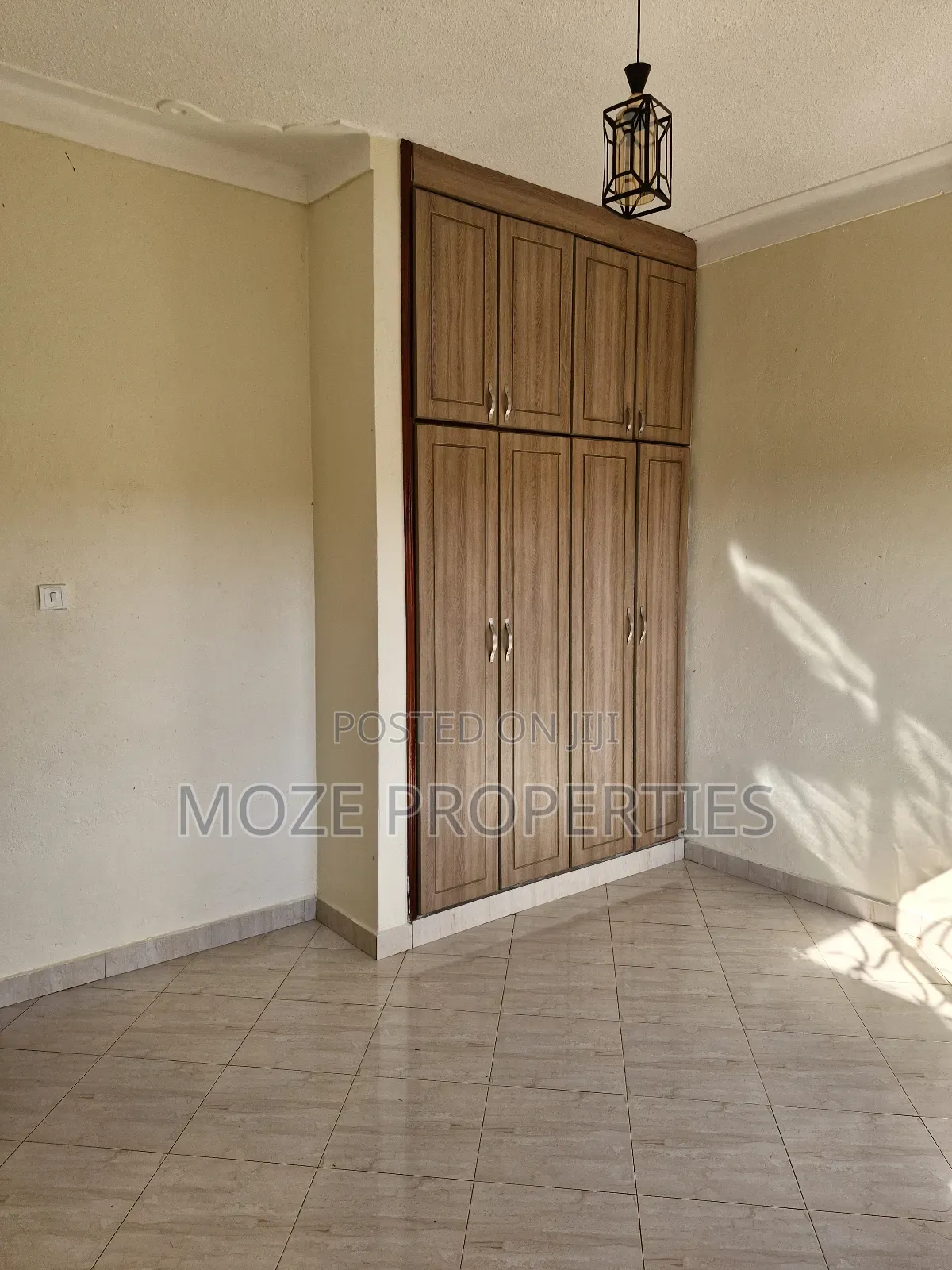 2bdrm Bungalow in Kyaliwajala, Central Division for rent in Central Division