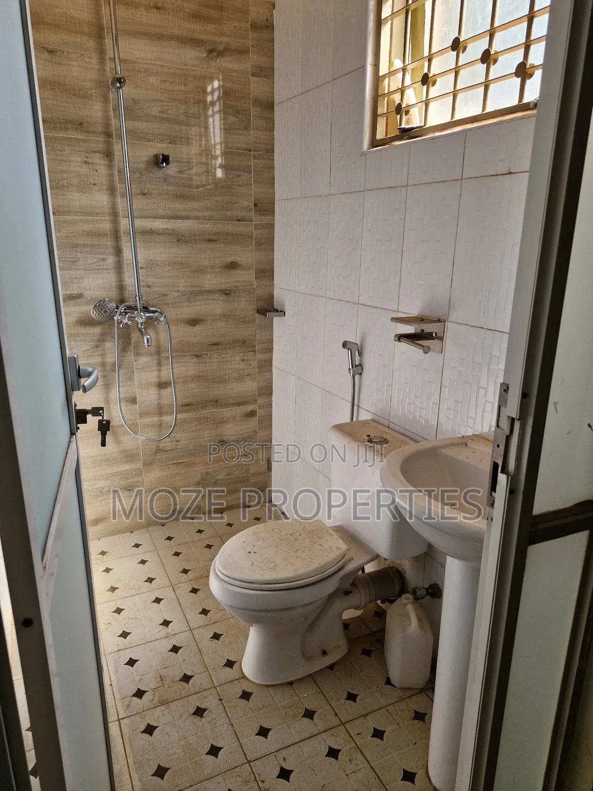 2bdrm Apartment in Bweyogerere, Central Division for rent in Central Division