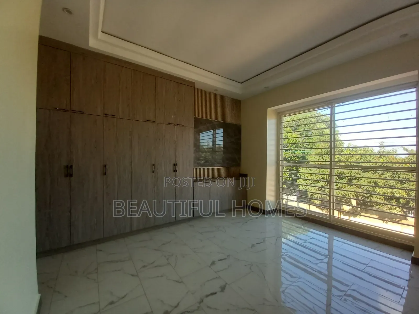 Furnished 4bdrm Duplex in Kira for sale in Kira