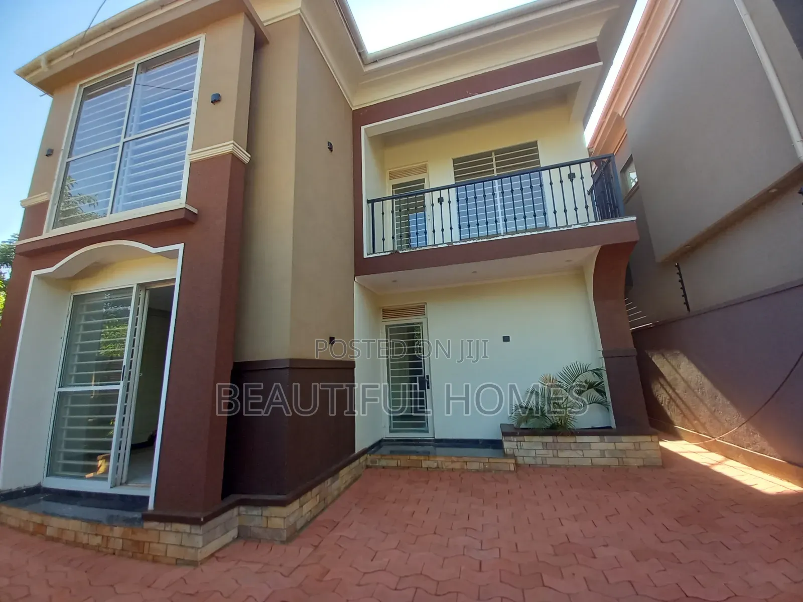 Furnished 4bdrm Maisonette in Kira for sale in Kira