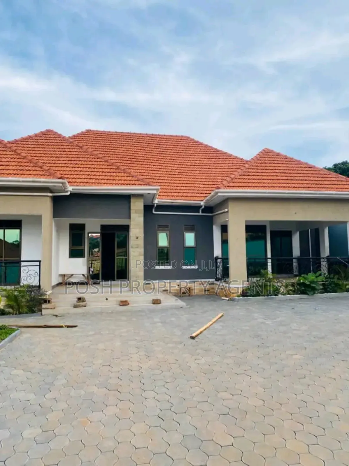 4bdrm Bungalow in Kitende, Central Division for rent in Central Division