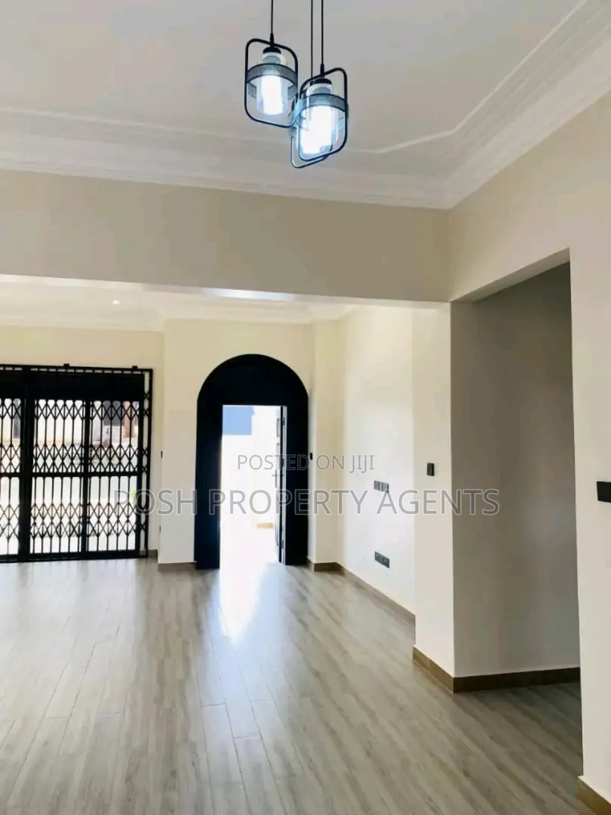 4bdrm Bungalow in Kitende, Central Division for rent in Central Division