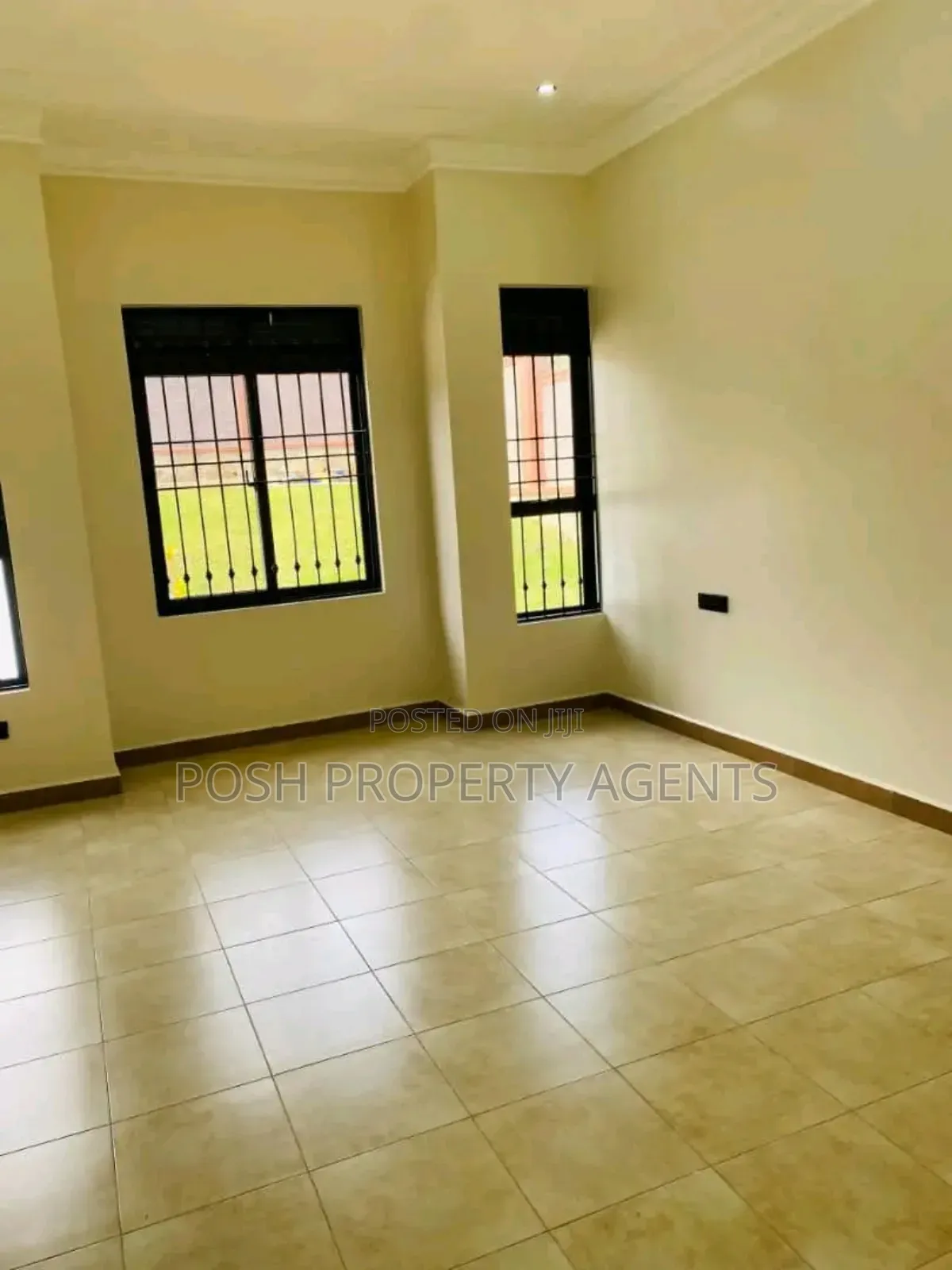 4bdrm Bungalow in Kitende, Central Division for rent in Central Division
