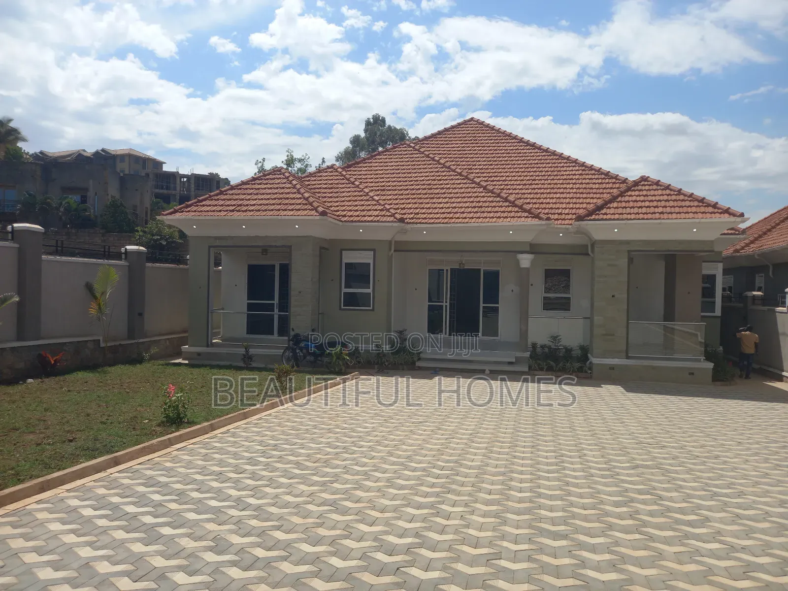 Furnished 5bdrm Bungalow in Kira for sale in Kira