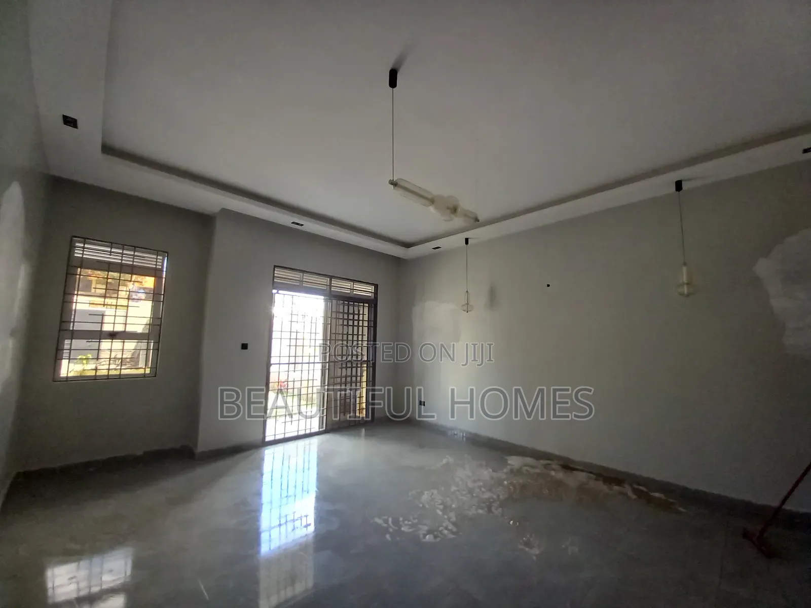 Furnished 5bdrm Bungalow in Kira for sale in Kira