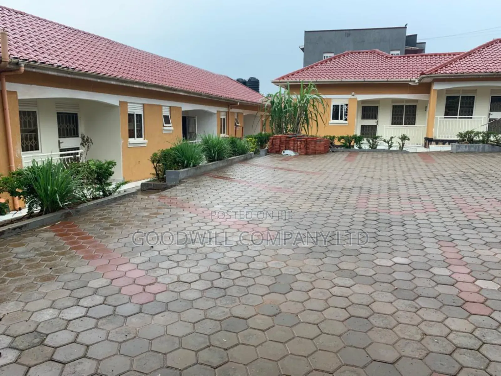 2bdrm Room & Parlour in Kyaliwajjala, Central Division for sale in Central Division