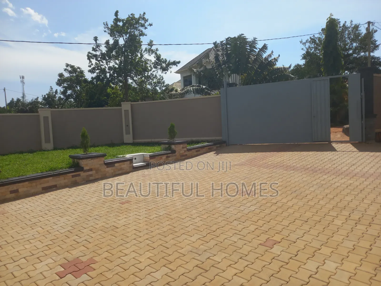 Furnished 4bdrm House in Kira for sale in Kira