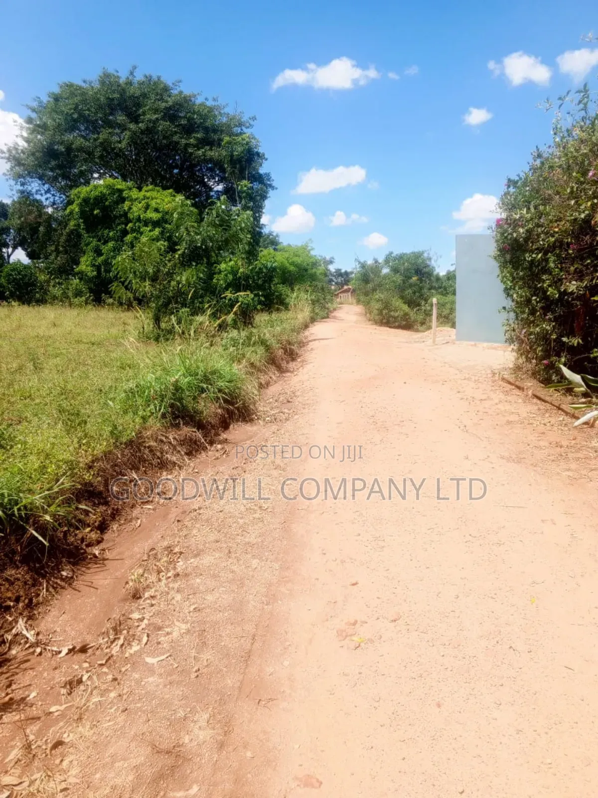 1.35 Acres of Land in Kiziri Kiwenda Gayaza Road in Central Division