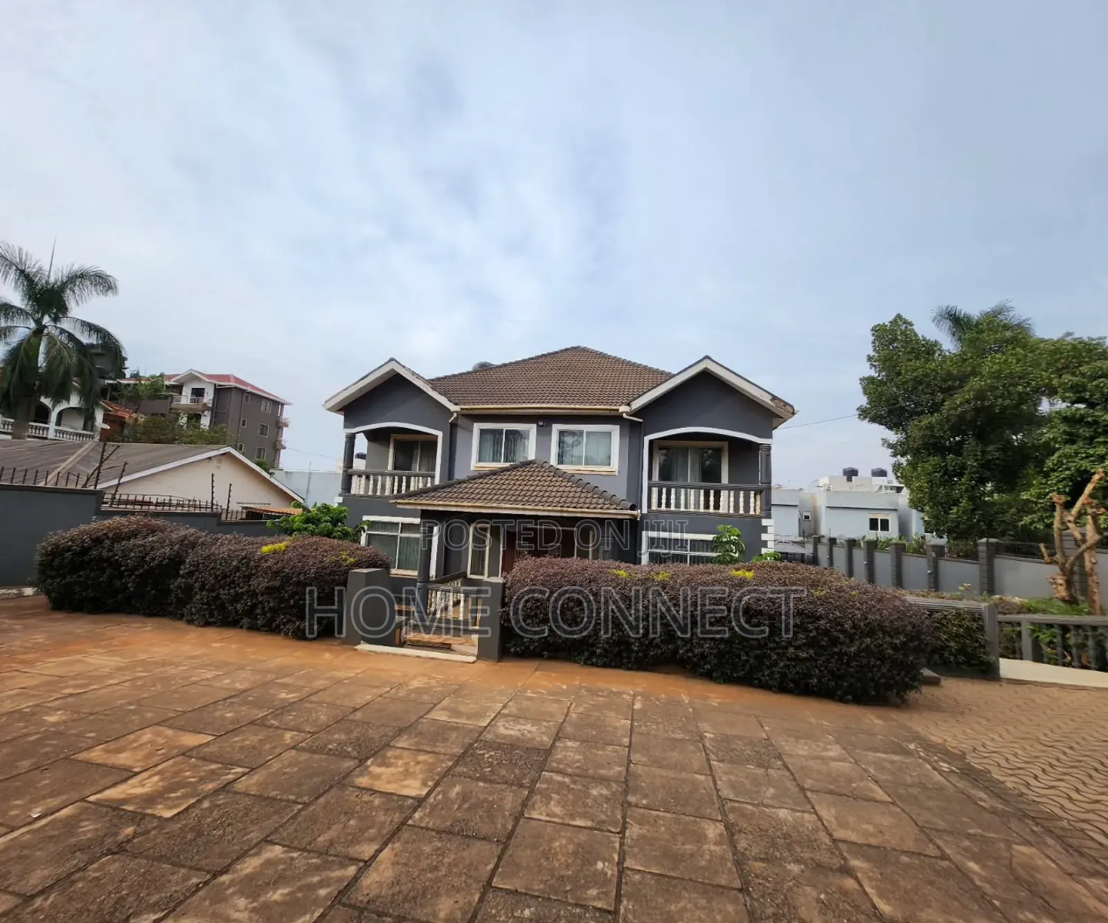 5bdrm Duplex in Bukoto, Central Division for rent in Central Division