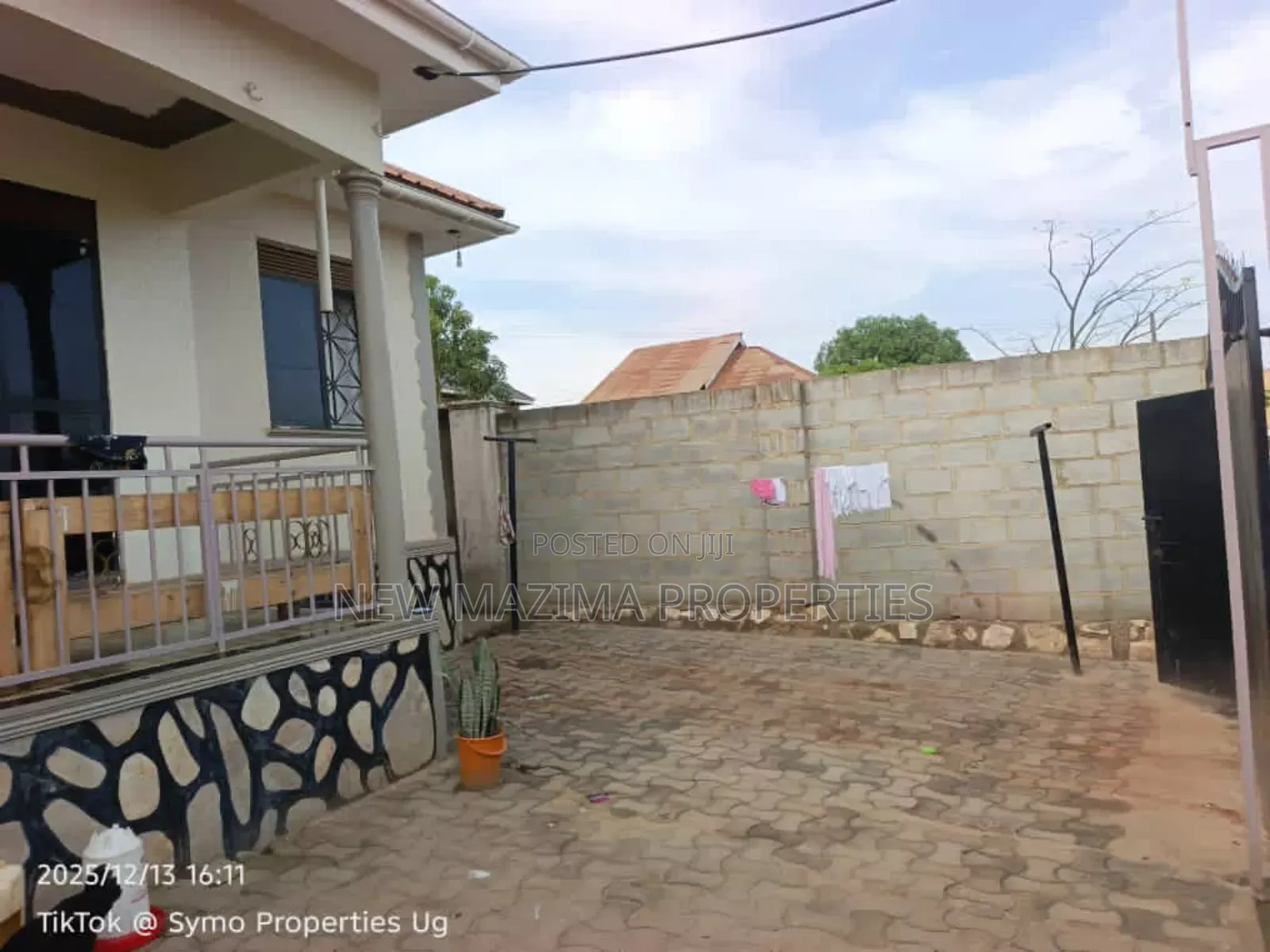 2bdrm Bungalow in Wakiso Town, Central Division for sale in Central Division
