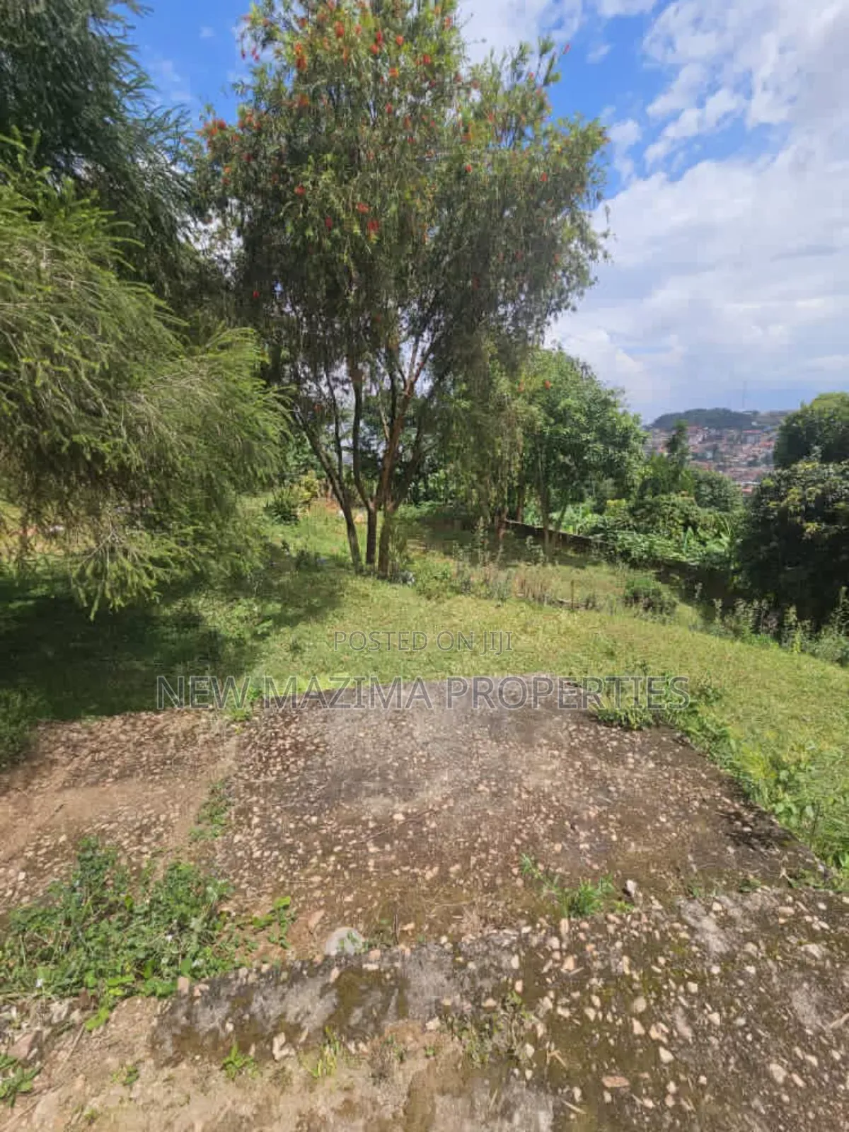 Very Hot Deal of 50 Decimals on Forced Sale Heart of Seguku Lake View in Central Division