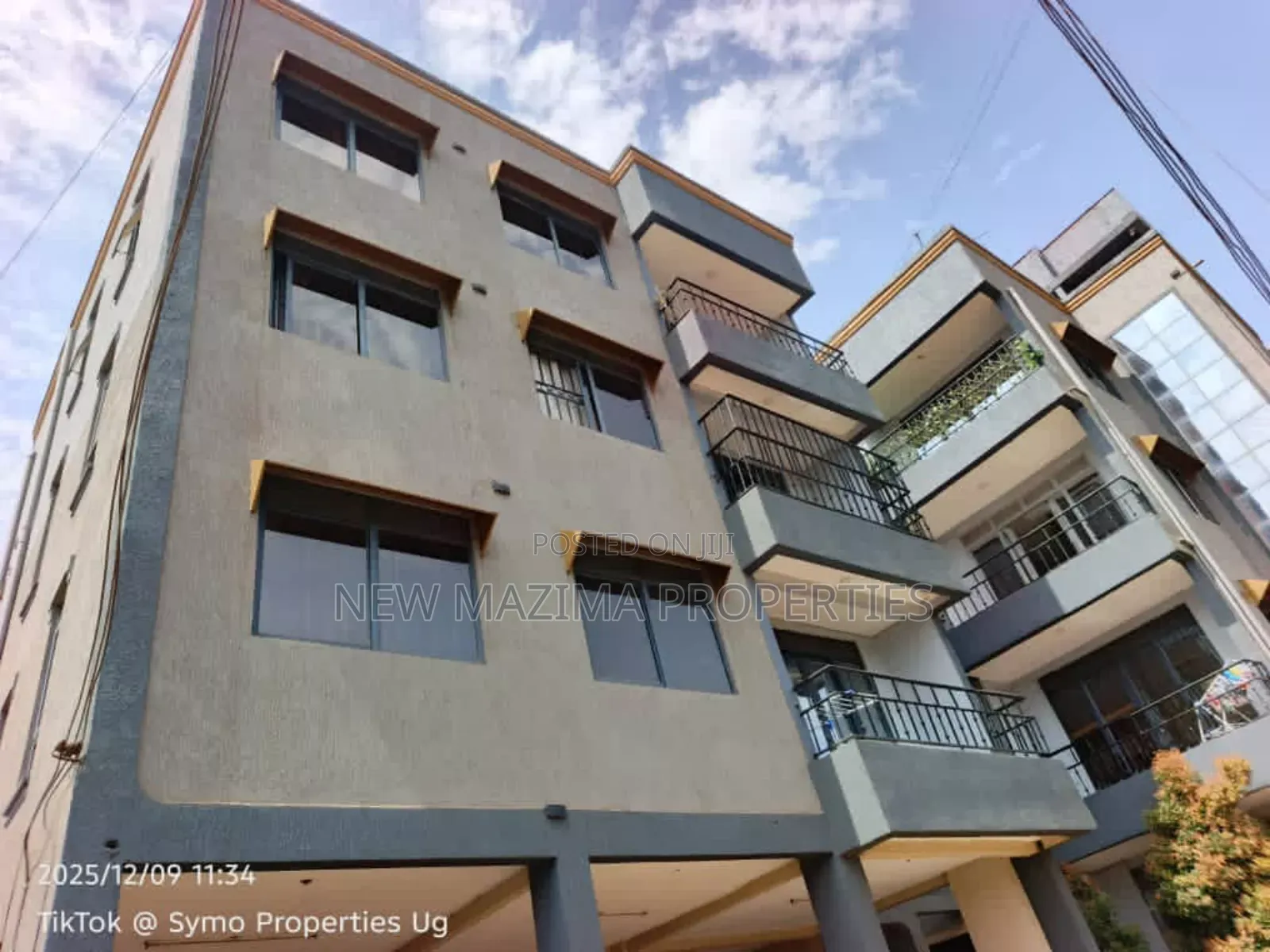 14bdrm Block of Flats in Mengo Masanafu, Central Division for sale in Central Division
