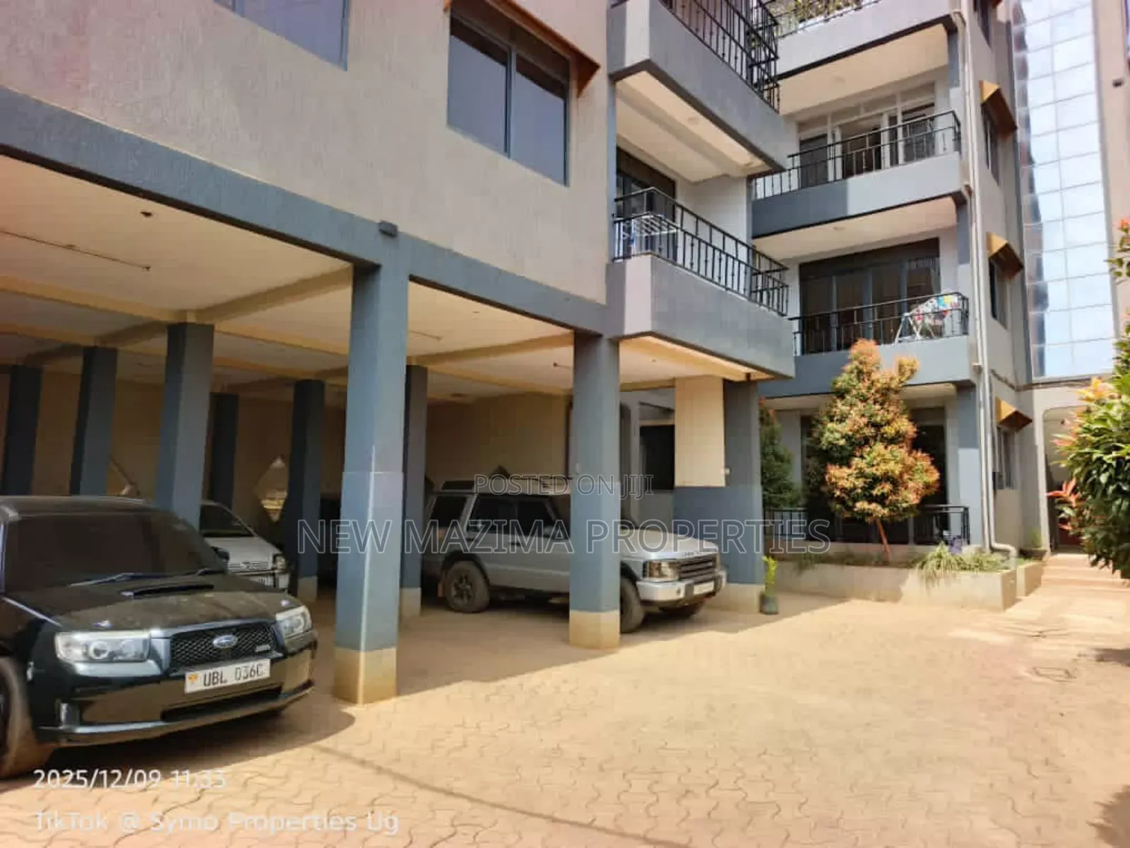14bdrm Block of Flats in Mengo Masanafu, Central Division for sale in Central Division