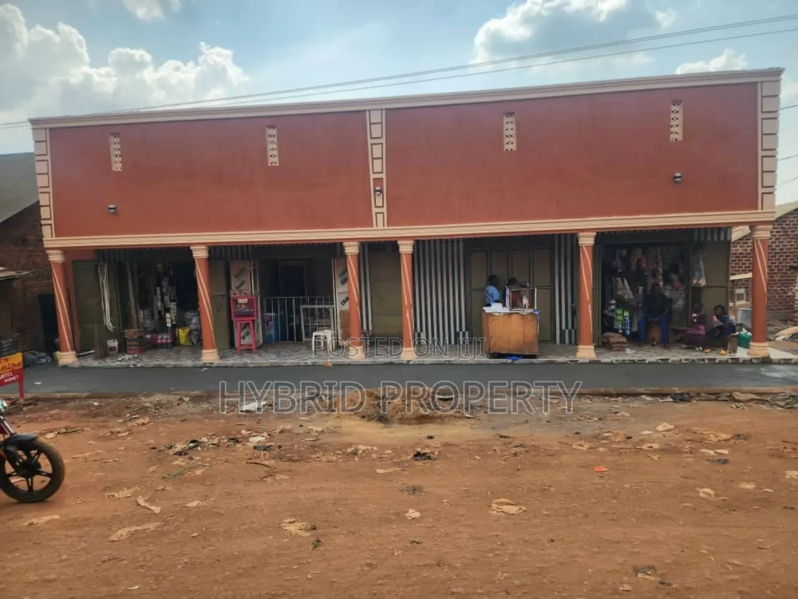 Beautiful Shops for Sale in Nansana Along Hoima Road V in Wakiso / Wakiso